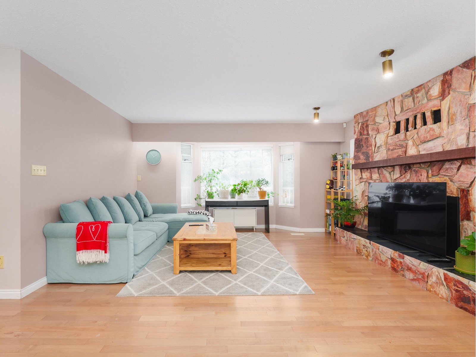 7334 209a Street, Langley, British Columbia  V2Y 2E4 - Photo 16 - R2976487