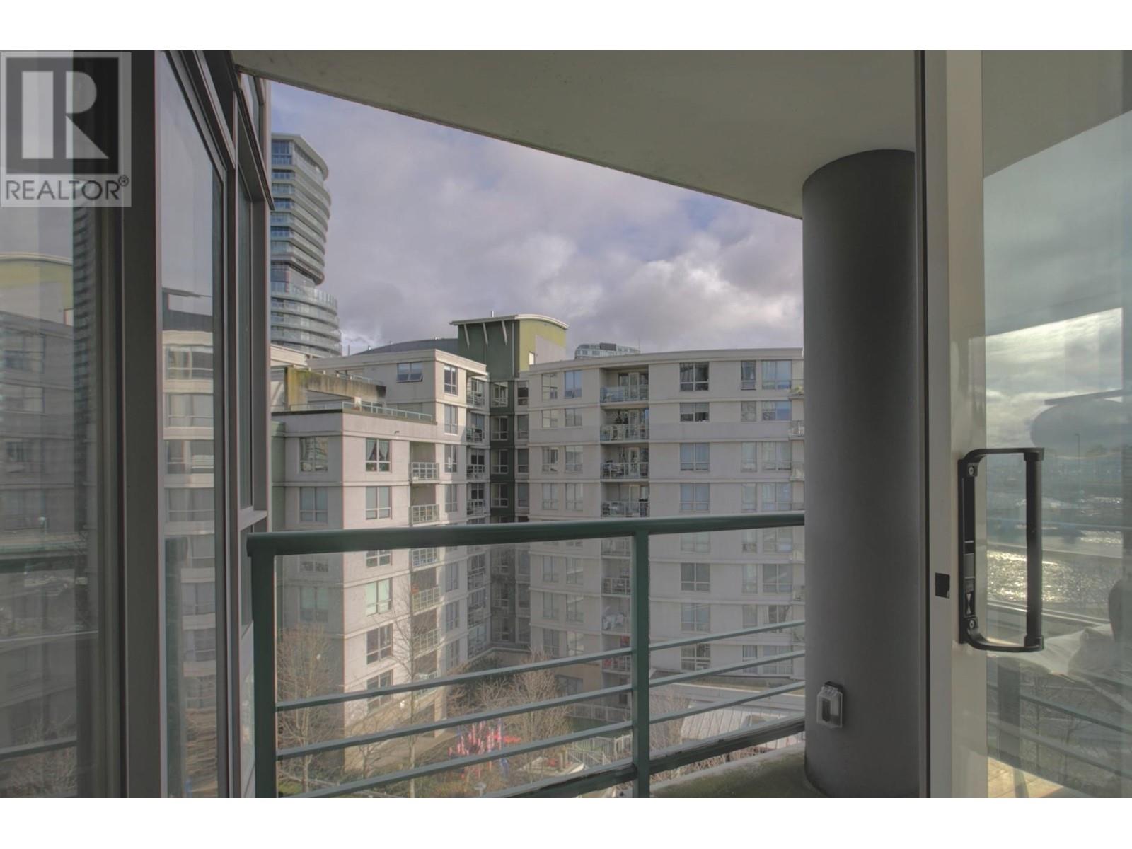 803 1033 Marinaside Crescent, Vancouver, British Columbia  V6Z 3A3 - Photo 18 - R2976545