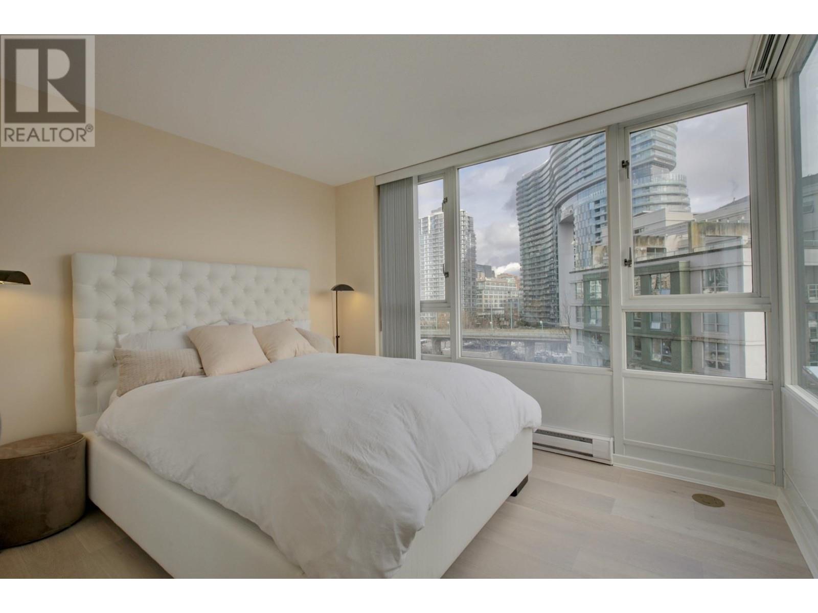 803 1033 Marinaside Crescent, Vancouver, British Columbia  V6Z 3A3 - Photo 23 - R2976545