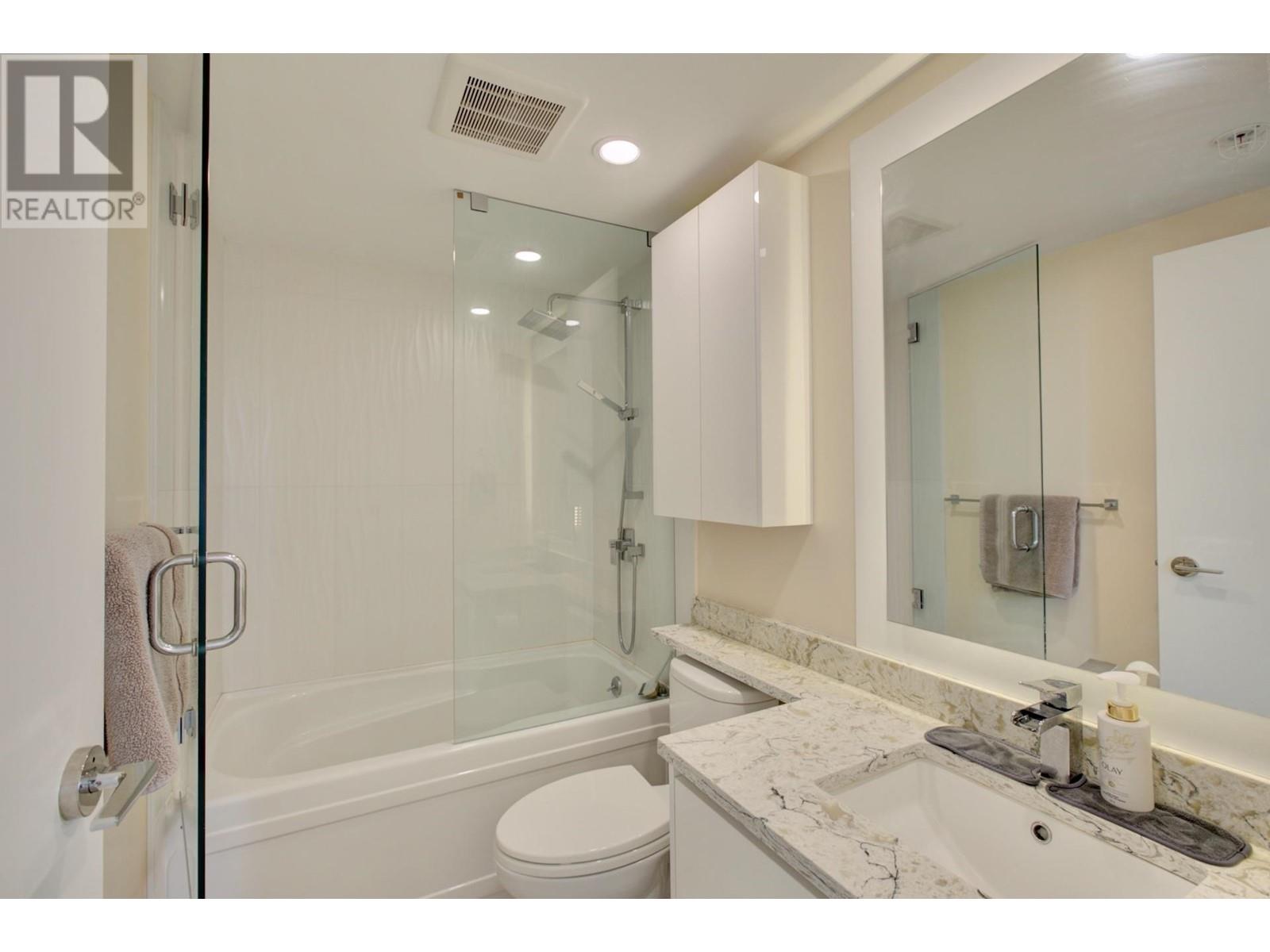 803 1033 Marinaside Crescent, Vancouver, British Columbia  V6Z 3A3 - Photo 32 - R2976545