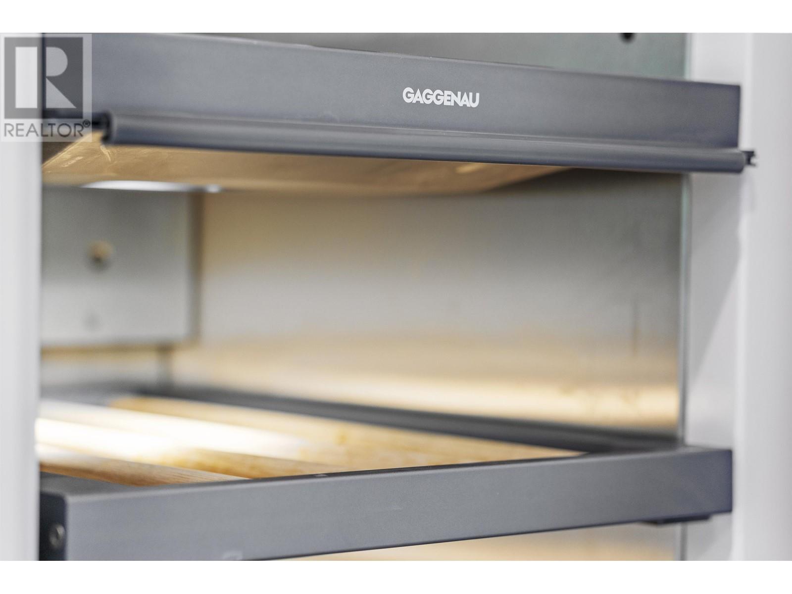 Listing Picture 4 of 40 : 106 7428 ALBERTA STREET, Vancouver / 溫哥華 - 魯藝地產 Yvonne Lu Group - MLS Medallion Club Member