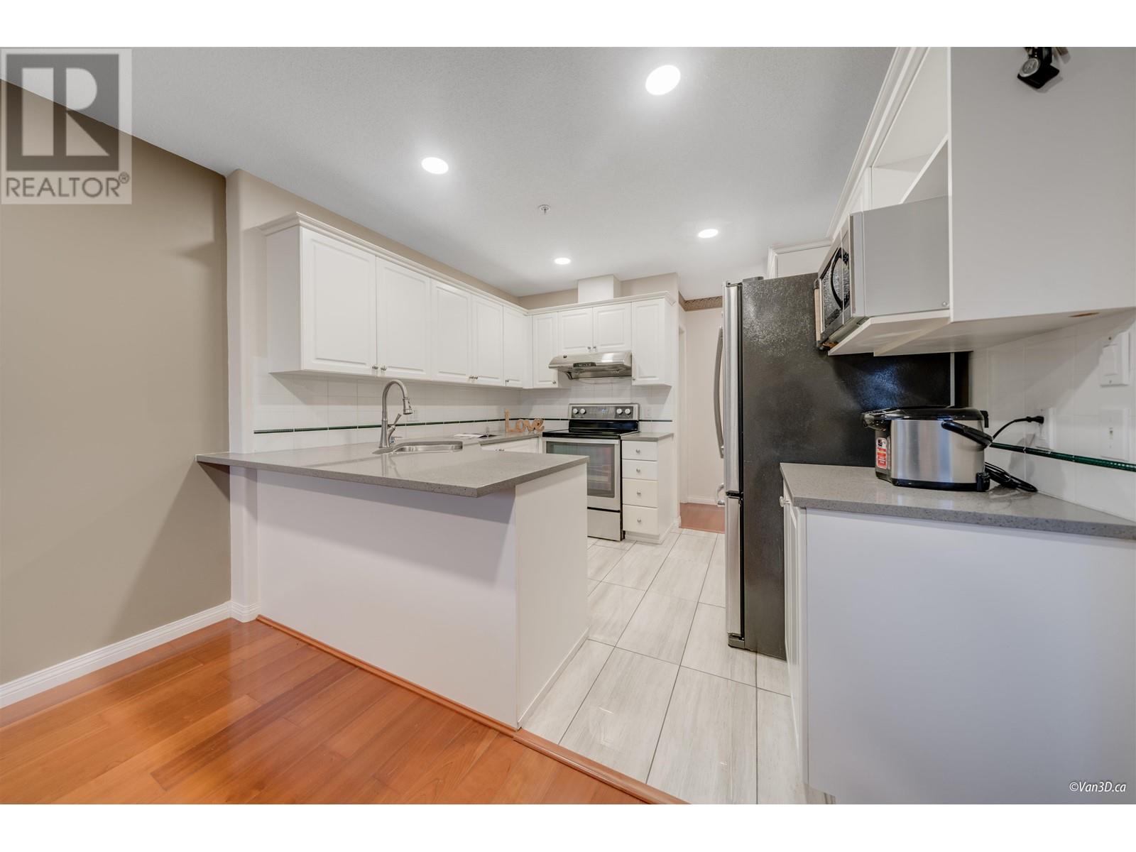 51 1370 Riverwood Gate, Port Coquitlam, British Columbia  V3B 7V7 - Photo 2 - R2976582