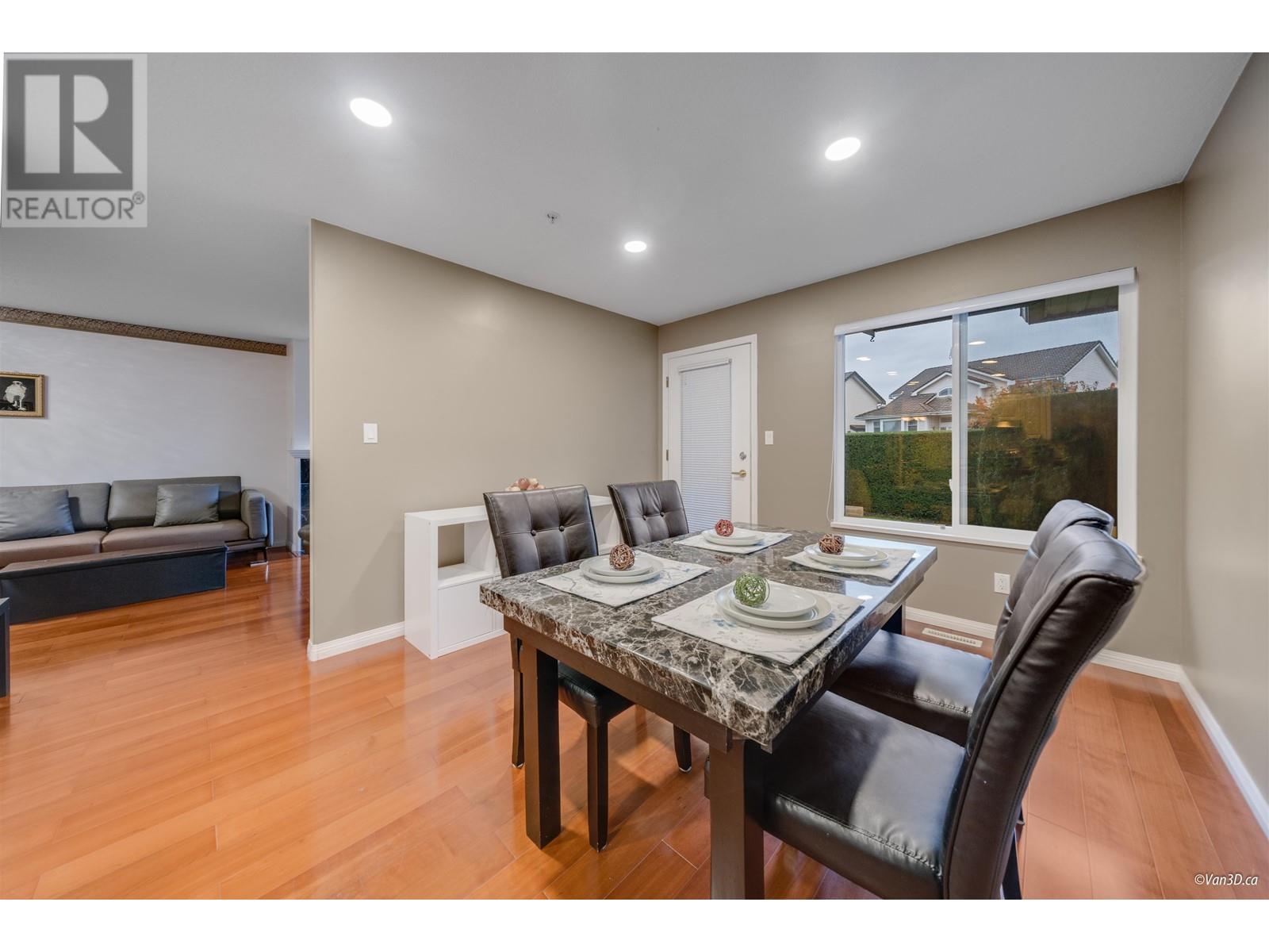 51 1370 Riverwood Gate, Port Coquitlam, British Columbia  V3B 7V7 - Photo 4 - R2976582