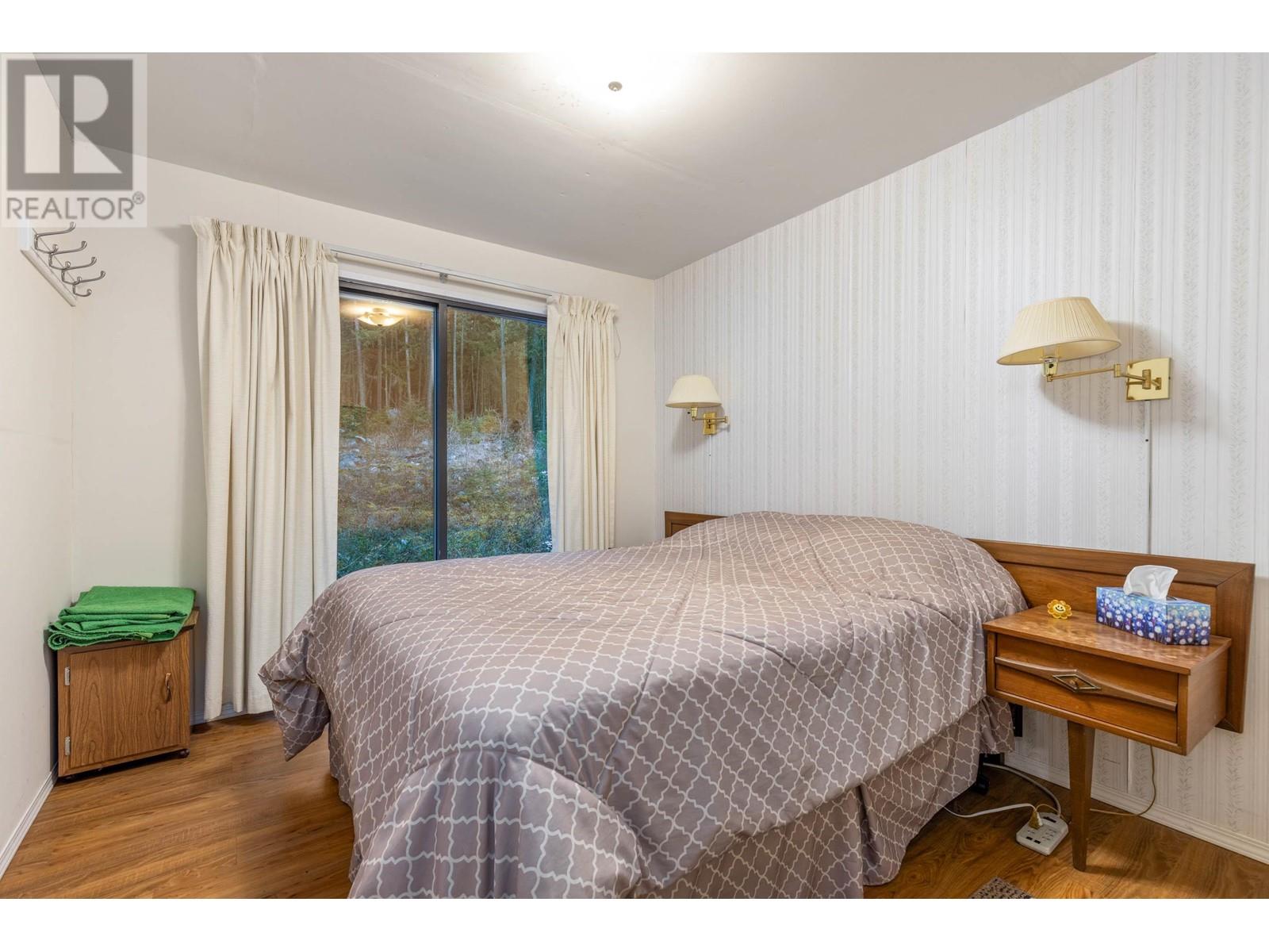 9654 Devine Street, Pemberton, British Columbia  V0N 1L0 - Photo 14 - R2976578