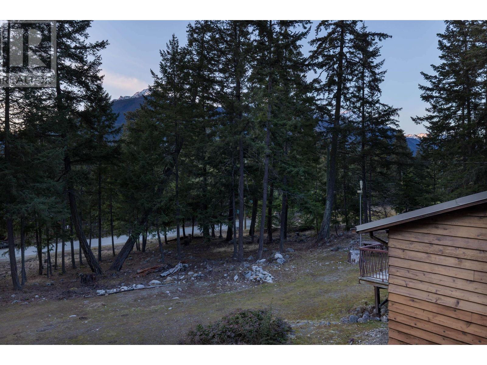 9654 Devine Street, Pemberton, British Columbia  V0N 1L0 - Photo 28 - R2976578