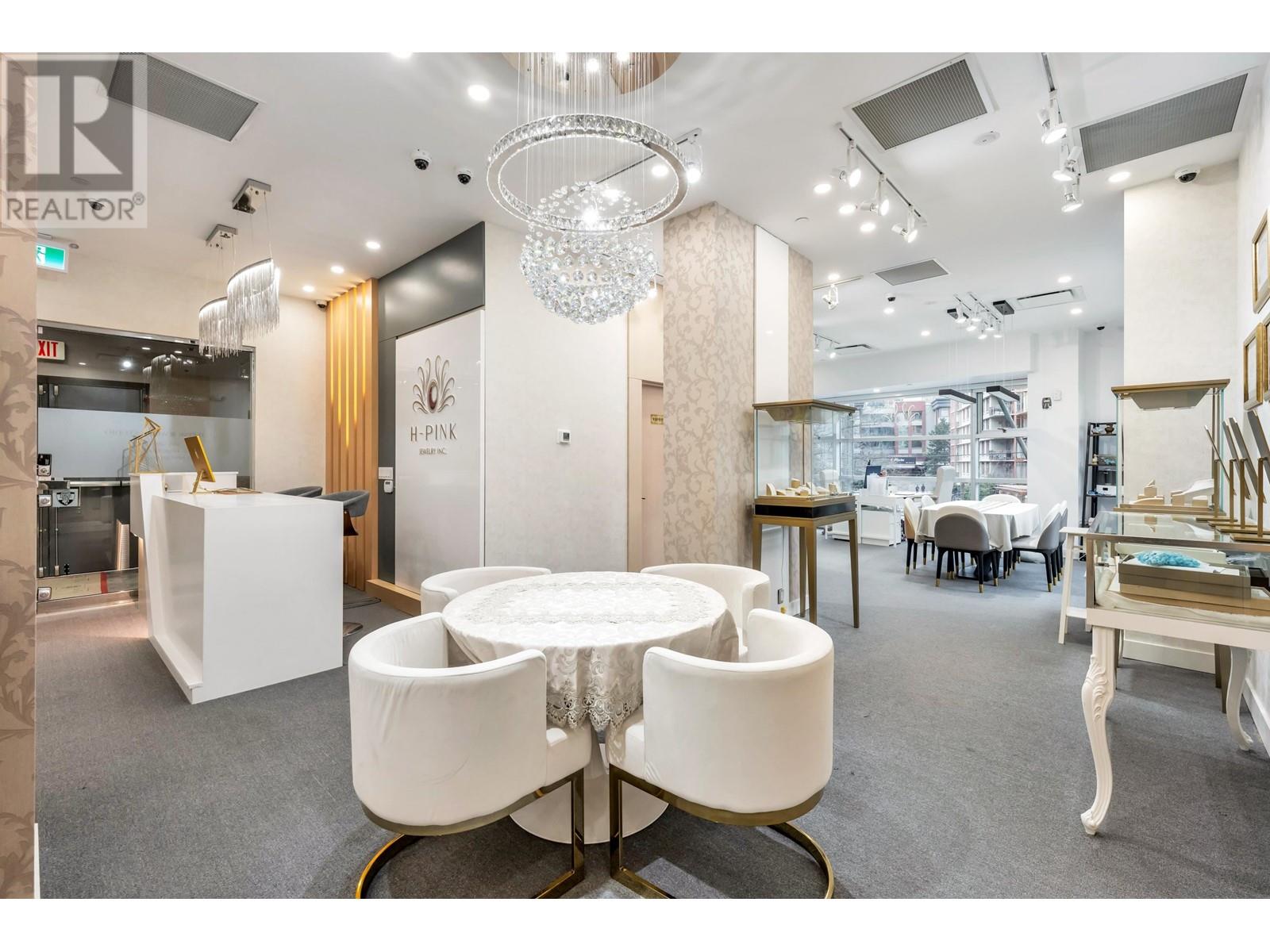 220 179 DAVIE STREET, Vancouver