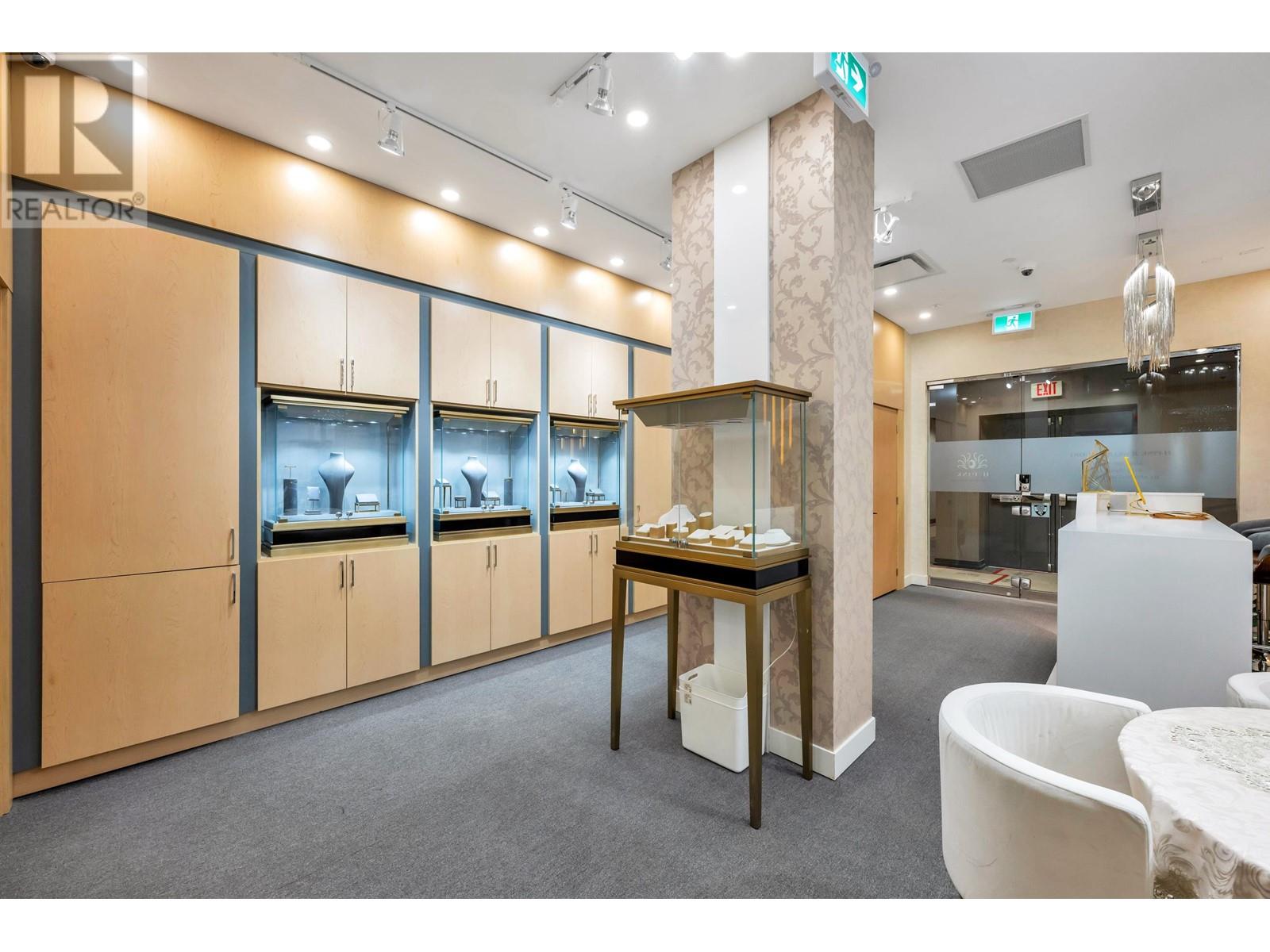 Listing Picture 6 of 25 : 220 179 DAVIE STREET, Vancouver / 溫哥華 - 魯藝地產 Yvonne Lu Group - MLS Medallion Club Member