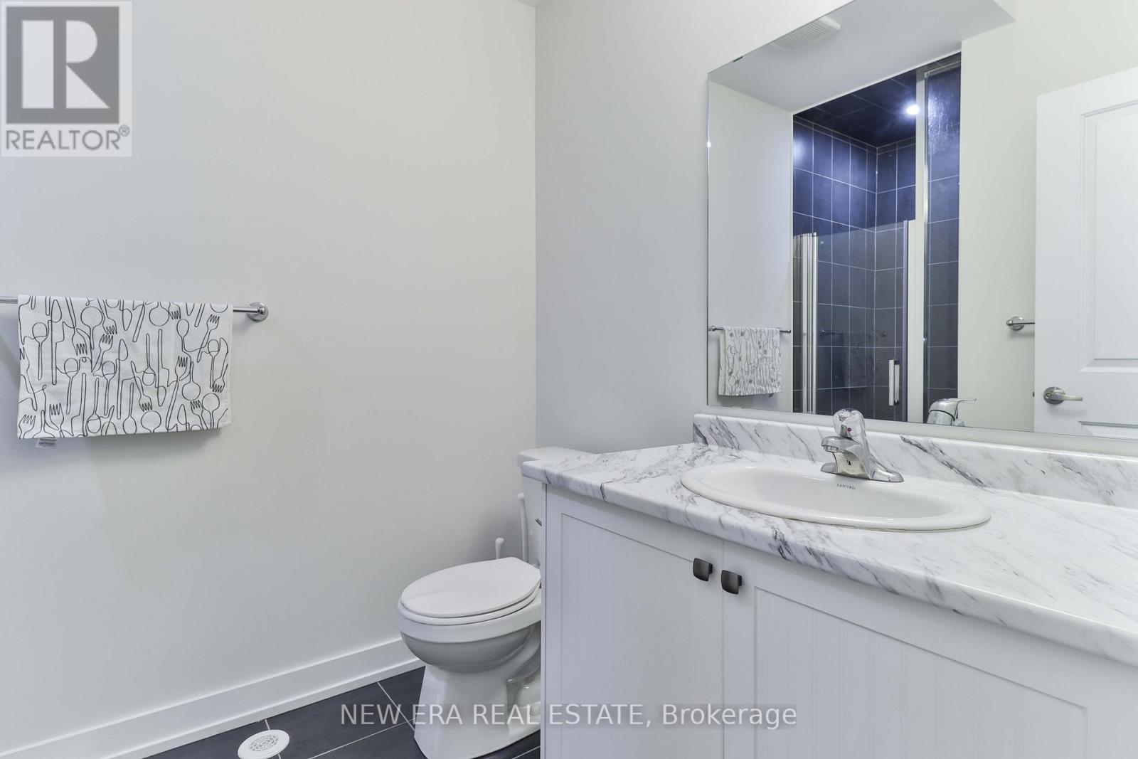 Property at 81 STAUFFER CRESCENT image 3