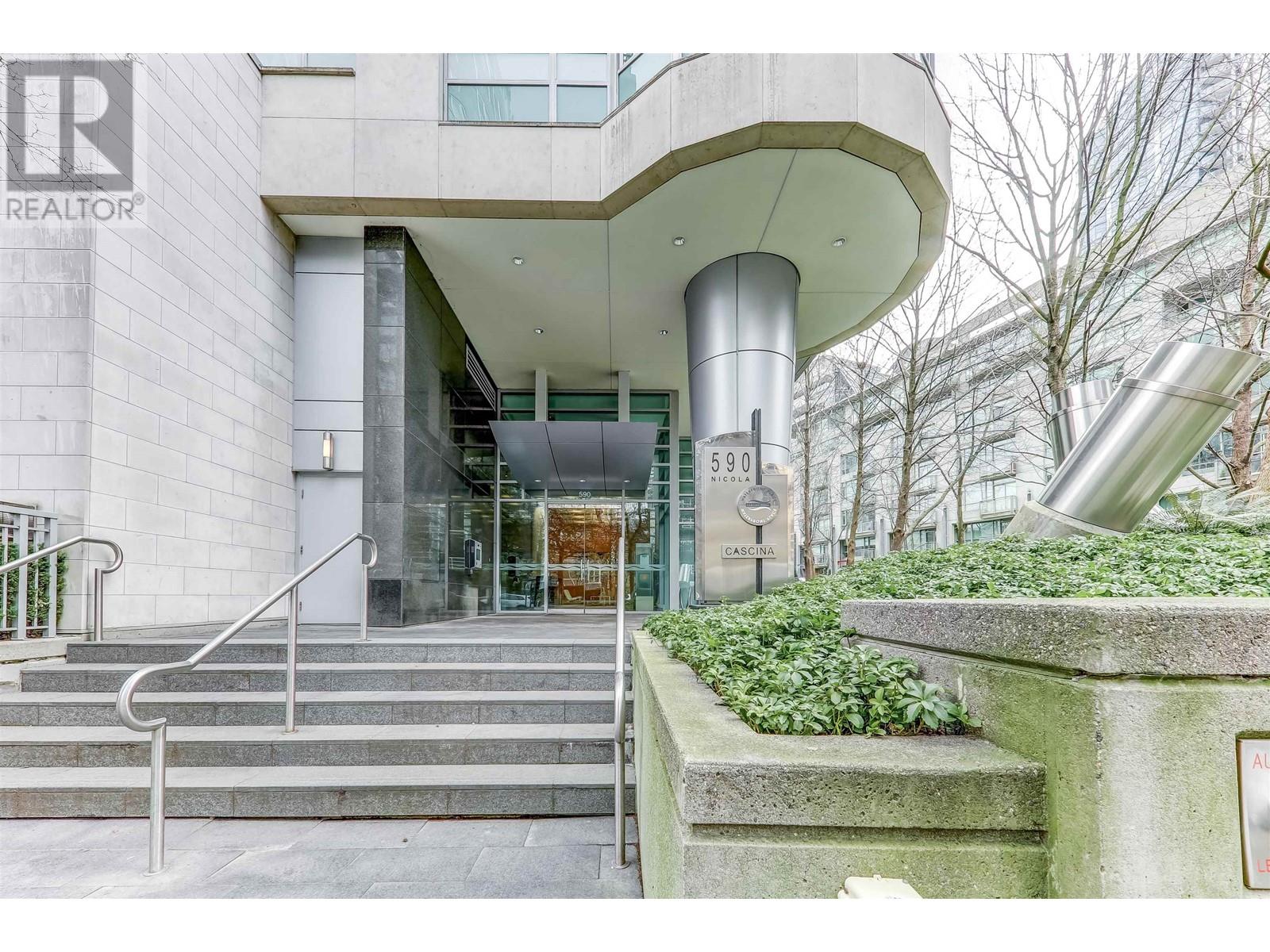 402 590 Nicola Street, Vancouver, British Columbia  V6G 3J8 - Photo 2 - R2976266