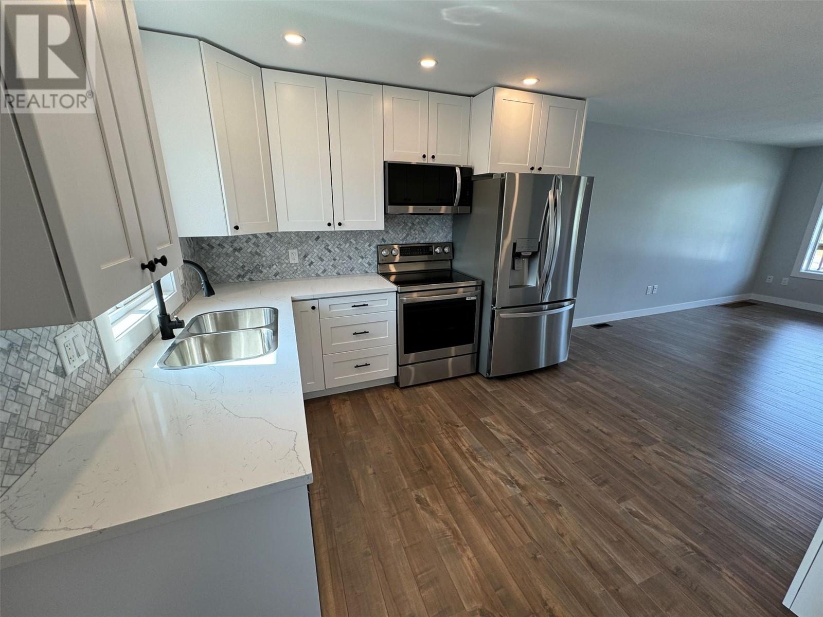 2680 75th Avenue Unit# A, Grand Forks, British Columbia  V0H 1H2 - Photo 8 - 10338624