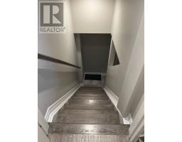7568 Doverwood Drive, Mississauga (Meadowvale), Ca