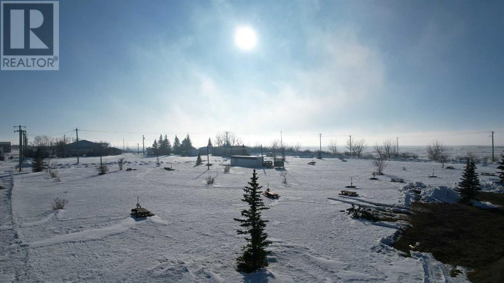 102 2 Avenue Sw, Youngstown, Alberta  T0J 3P0 - Photo 1 - A2201103