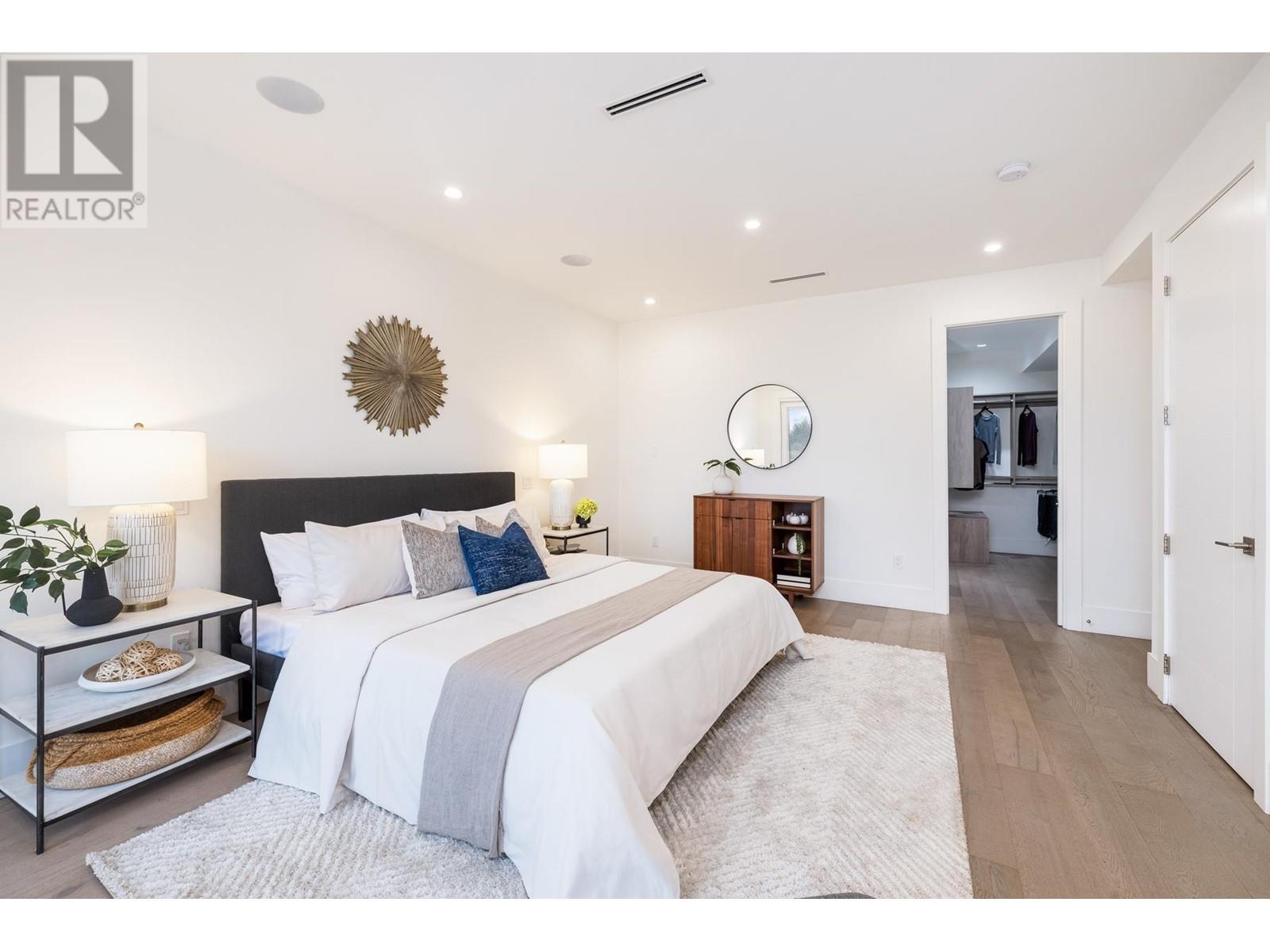 712 E Keith Road, North Vancouver, British Columbia  V7L 1W7 - Photo 22 - R2975797