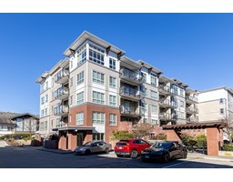 312 6468 195A STREET, Surrey, British Columbia
