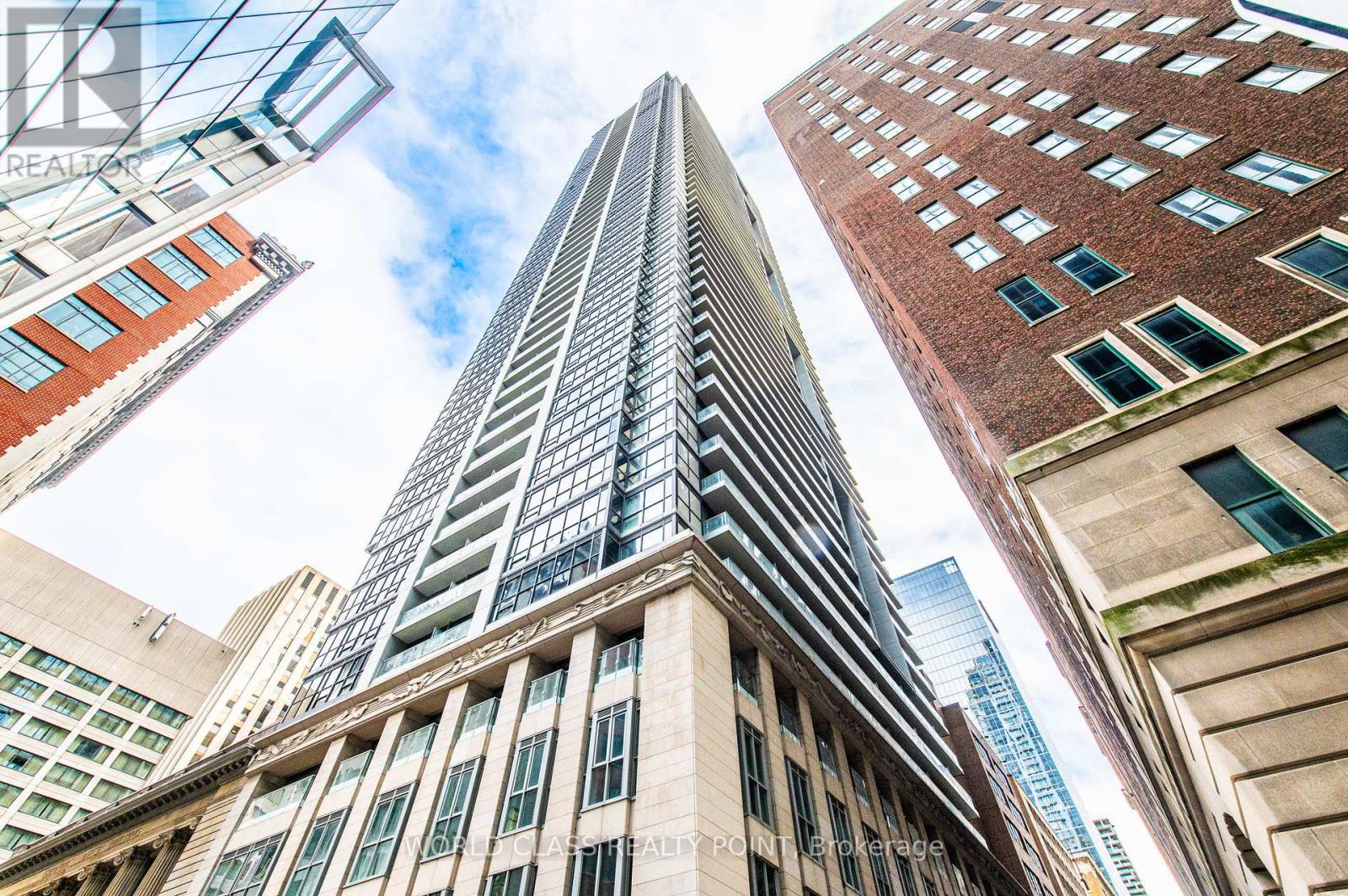 1914 - 70 TEMPERANCE STREET, Toronto, Ontario