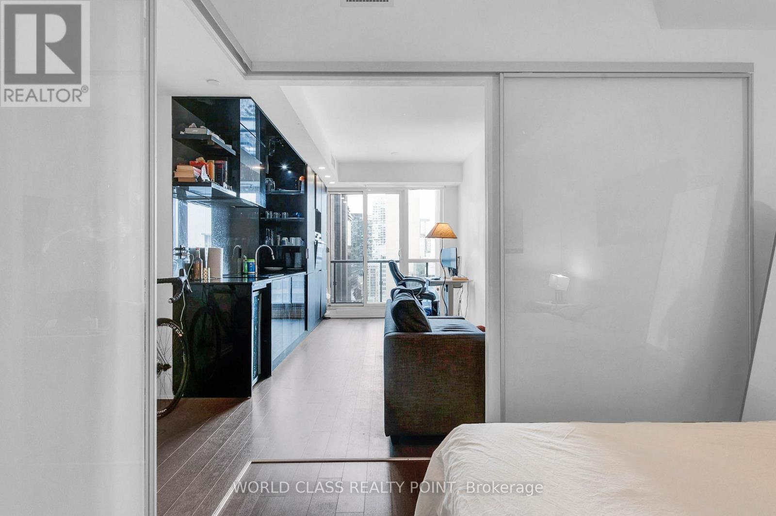 1914 - 70 Temperance Street, Toronto, Ontario  M5H 0B1 - Photo 15 - C12013580