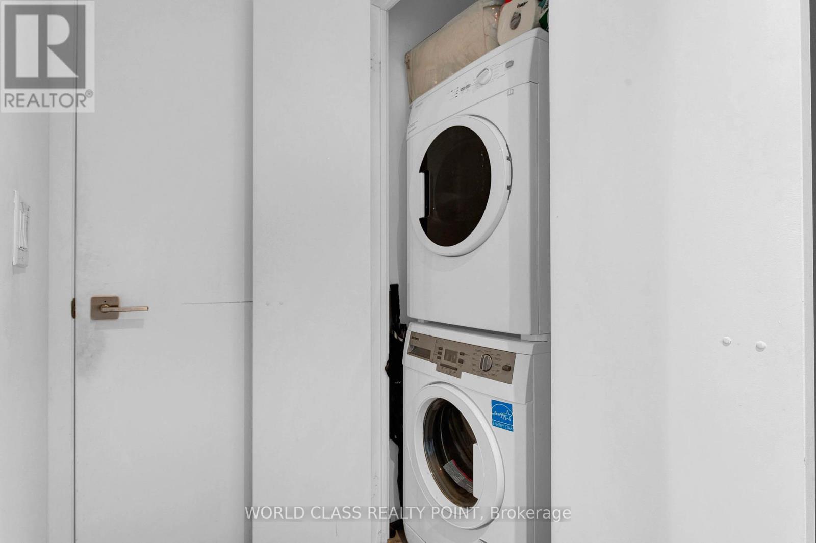 1914 - 70 Temperance Street, Toronto, Ontario  M5H 0B1 - Photo 17 - C12013580