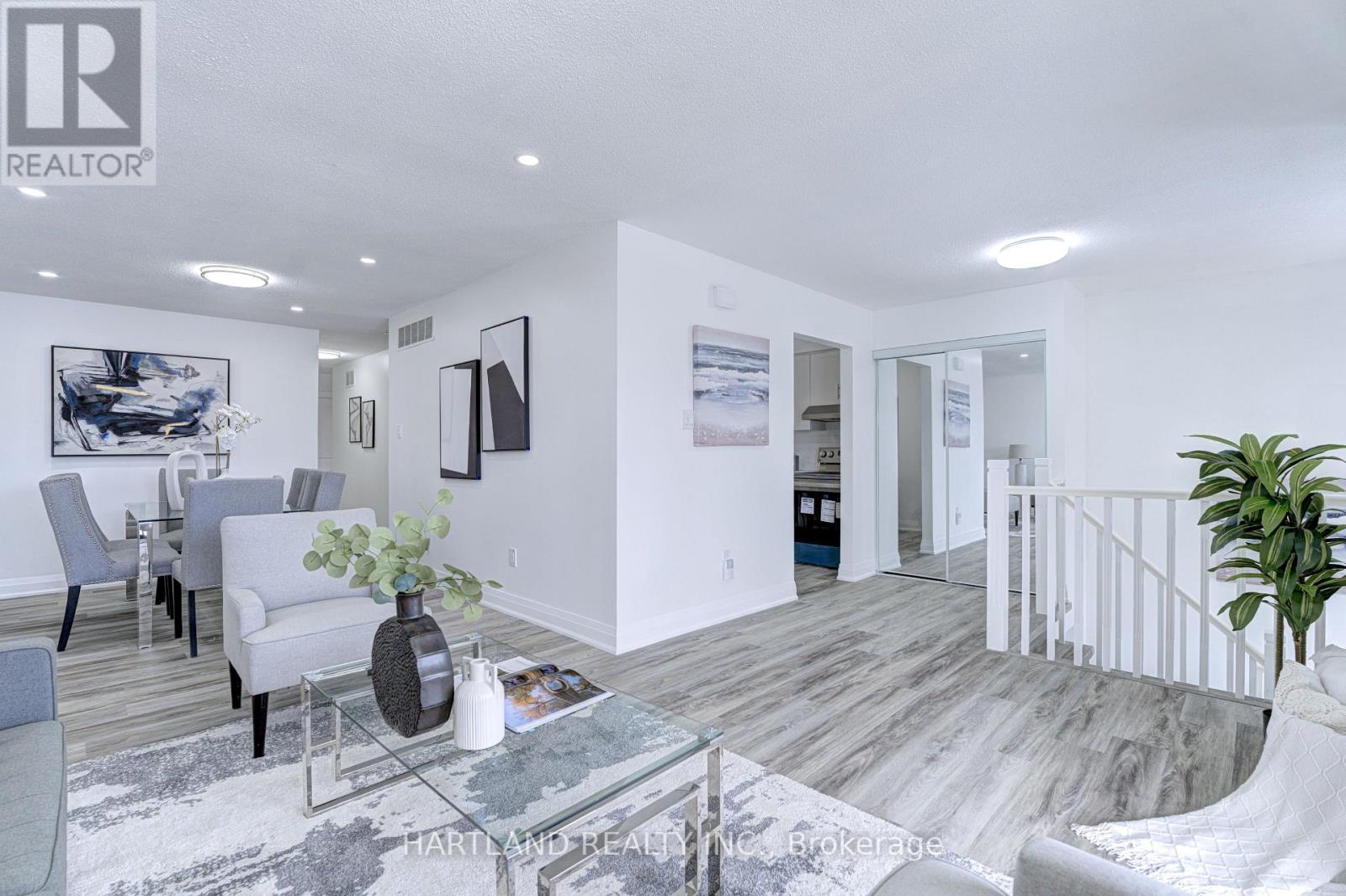 Property at 4124 DURSLEY CRESCENT image 4