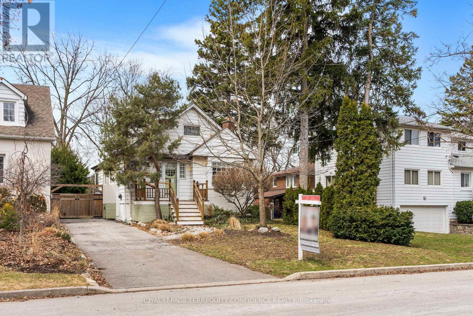 Property at 10 ABBOTSFORD ROAD image 3