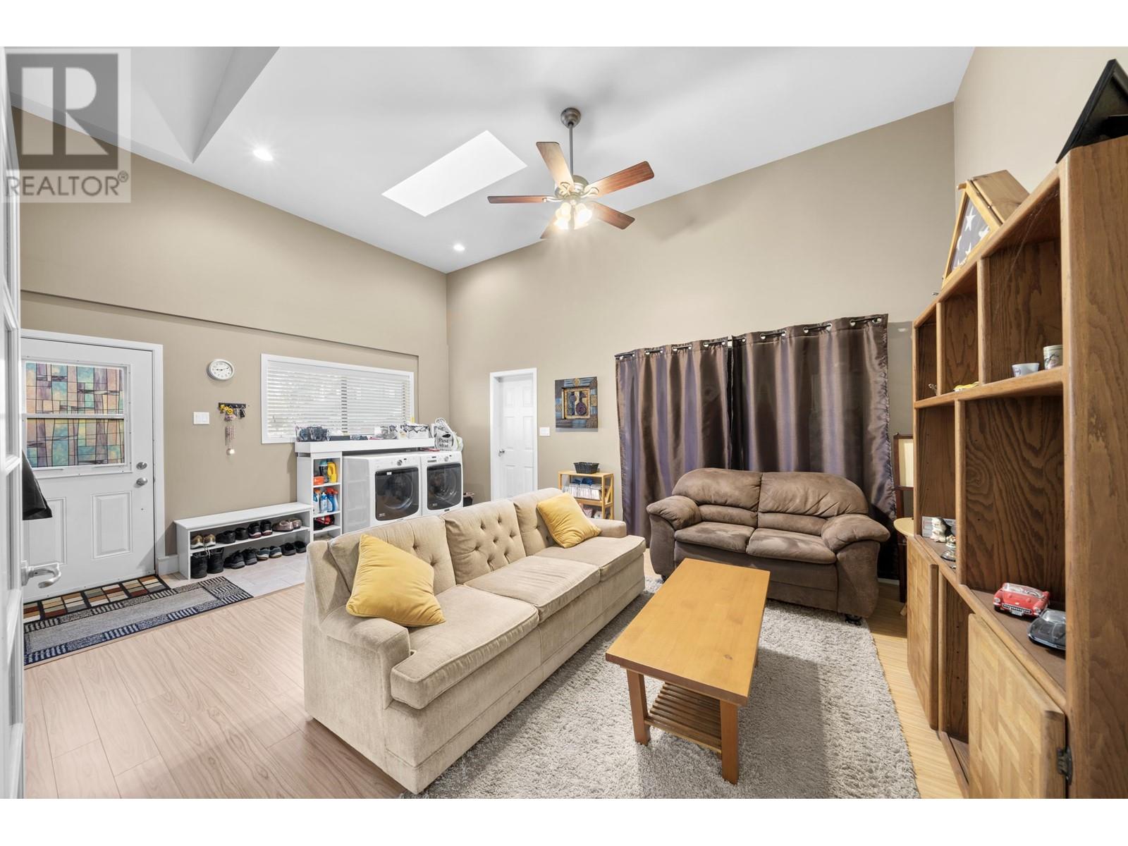 12730 216 Street, Maple Ridge, British Columbia  V2X 7J9 - Photo 26 - R2975447