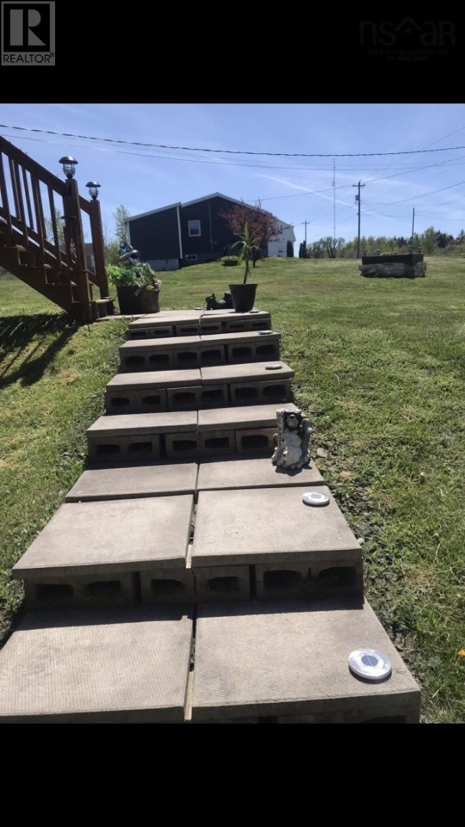 596 New Edinburgh Rd Road, New Edinburgh, Nova Scotia  B0W 3T0 - Photo 7 - 202501275