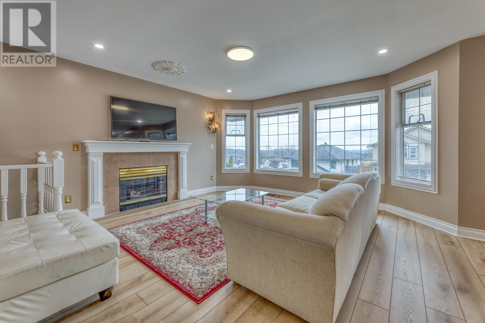 1465 Blackwater Place, Coquitlam, British Columbia  V3E 2R5 - Photo 4 - R2976361