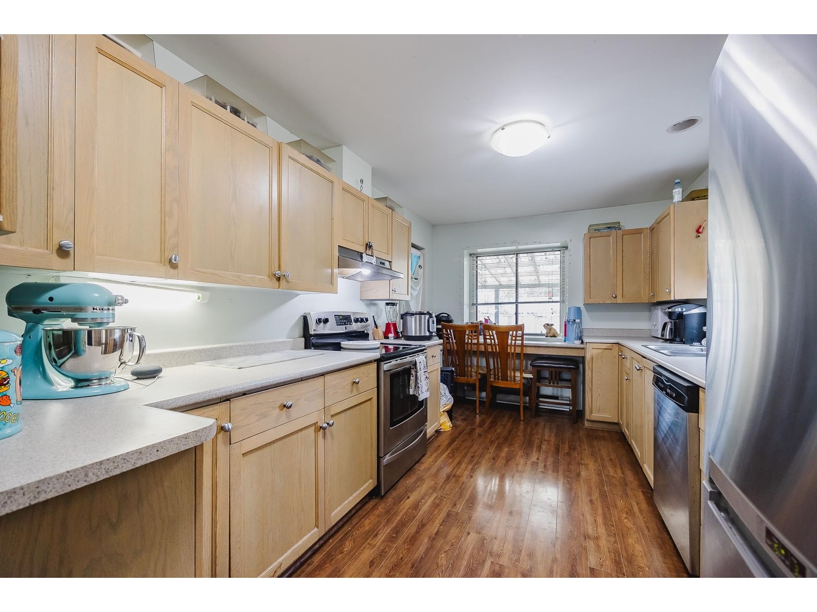 Property at 5345 199 STREET image 2
