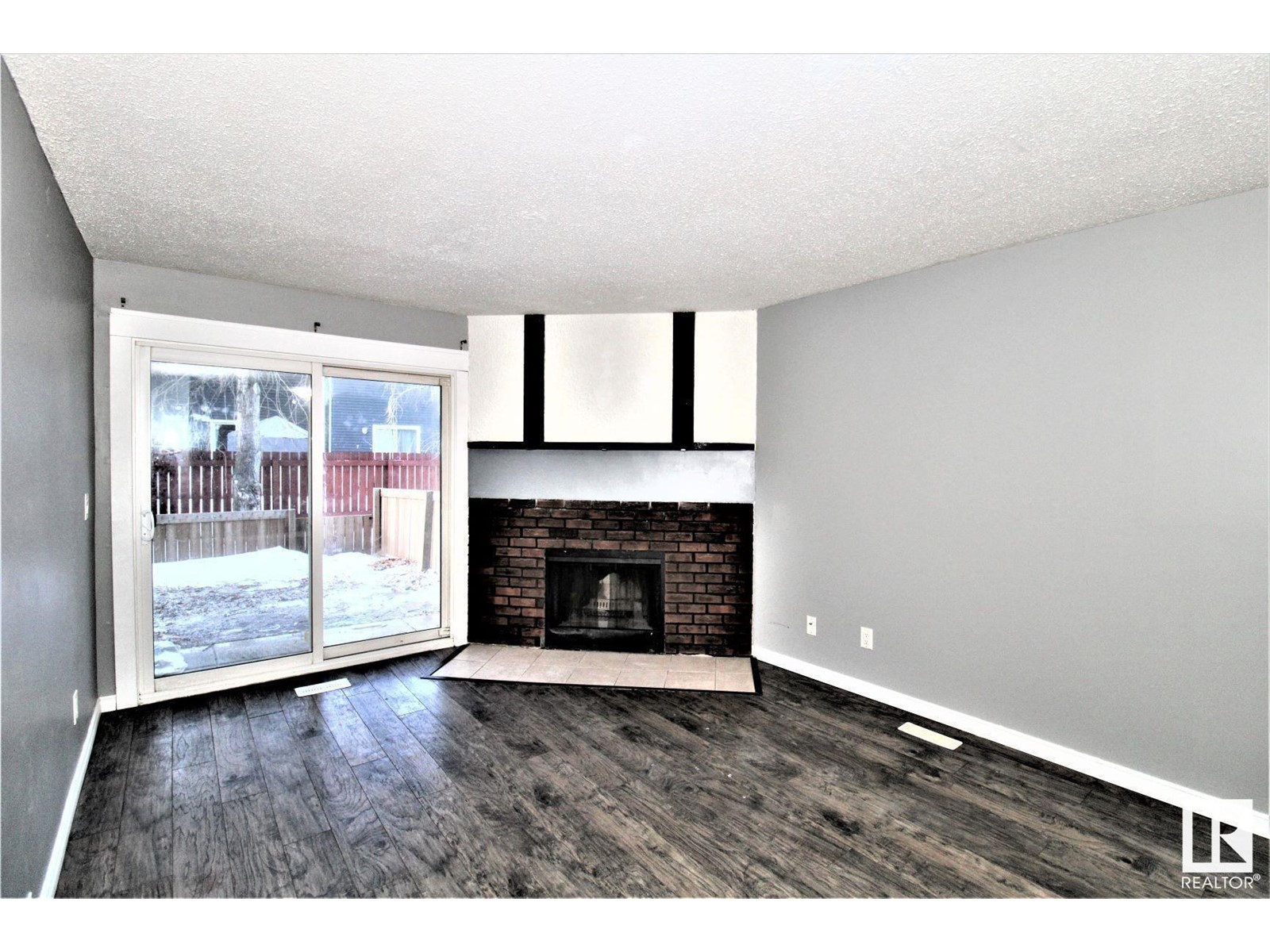 #101 12408 161 Av Nw, Edmonton, Alberta  T5X 4W6 - Photo 11 - E4424845