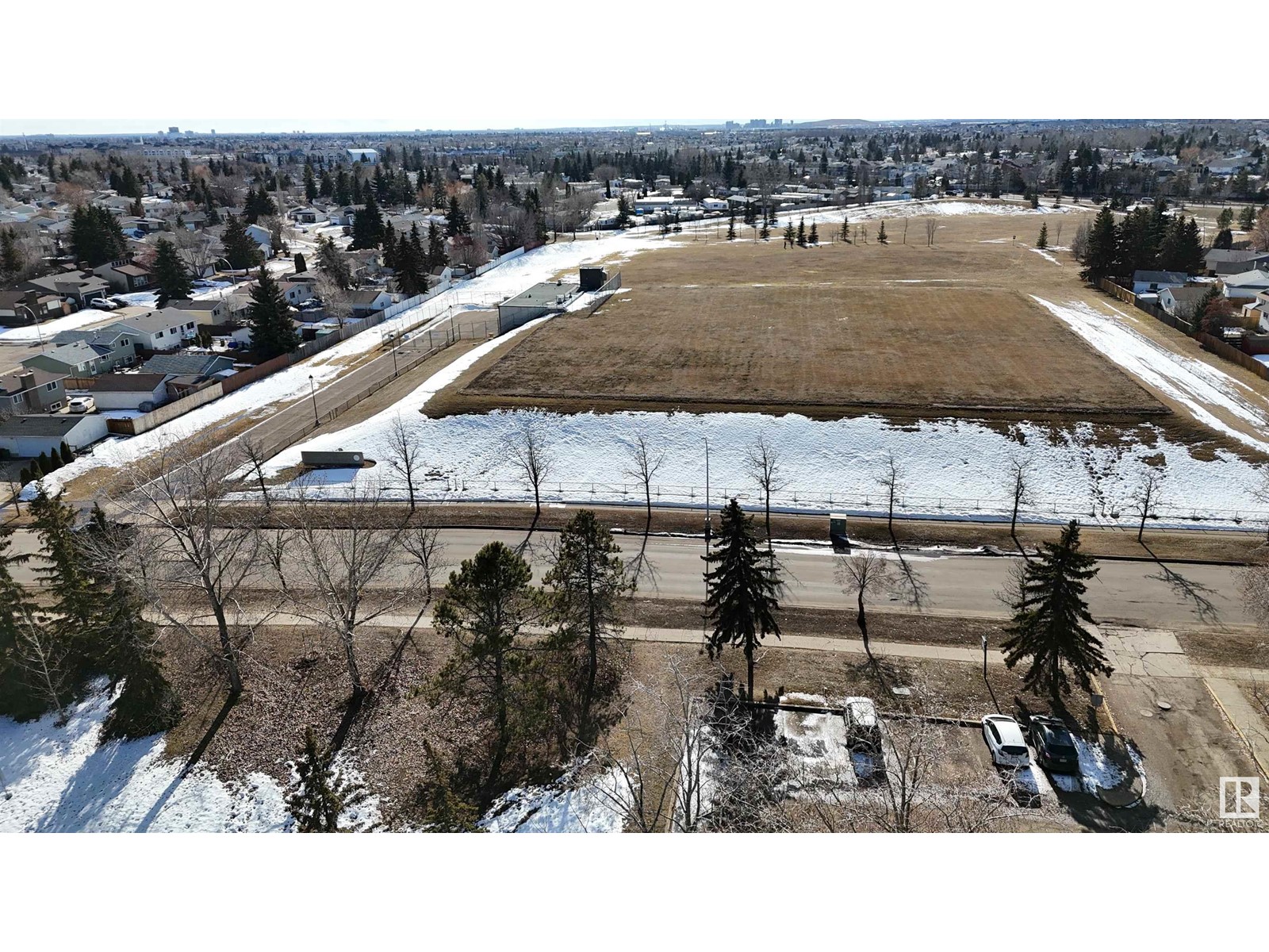#101 12408 161 Av Nw, Edmonton, Alberta  T5X 4W6 - Photo 3 - E4424845