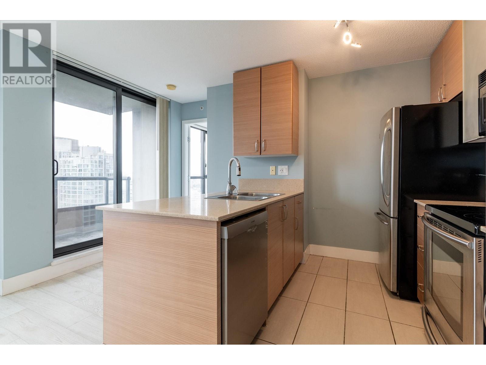 Listing Picture 13 of 25 : 2307 977 MAINLAND STREET, Vancouver / 溫哥華 - 魯藝地產 Yvonne Lu Group - MLS Medallion Club Member