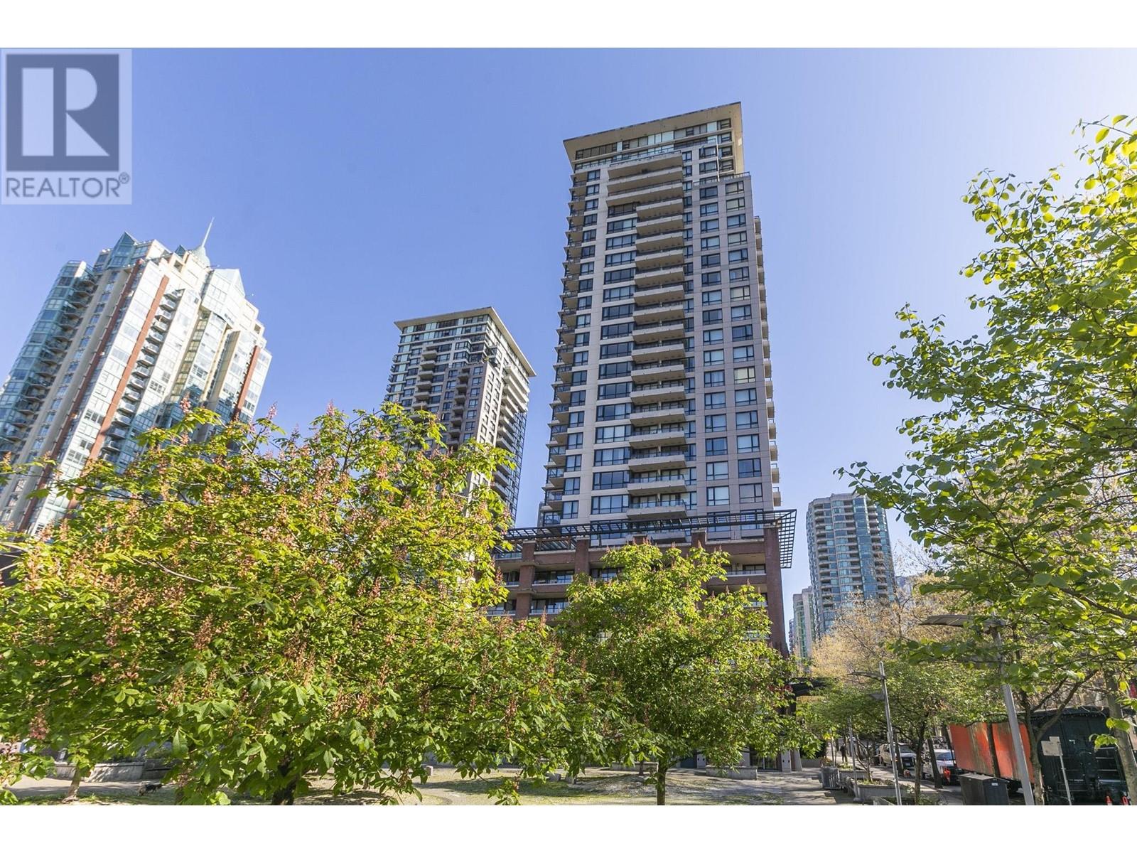 Listing Picture 2 of 25 : 2307 977 MAINLAND STREET, Vancouver / 溫哥華 - 魯藝地產 Yvonne Lu Group - MLS Medallion Club Member