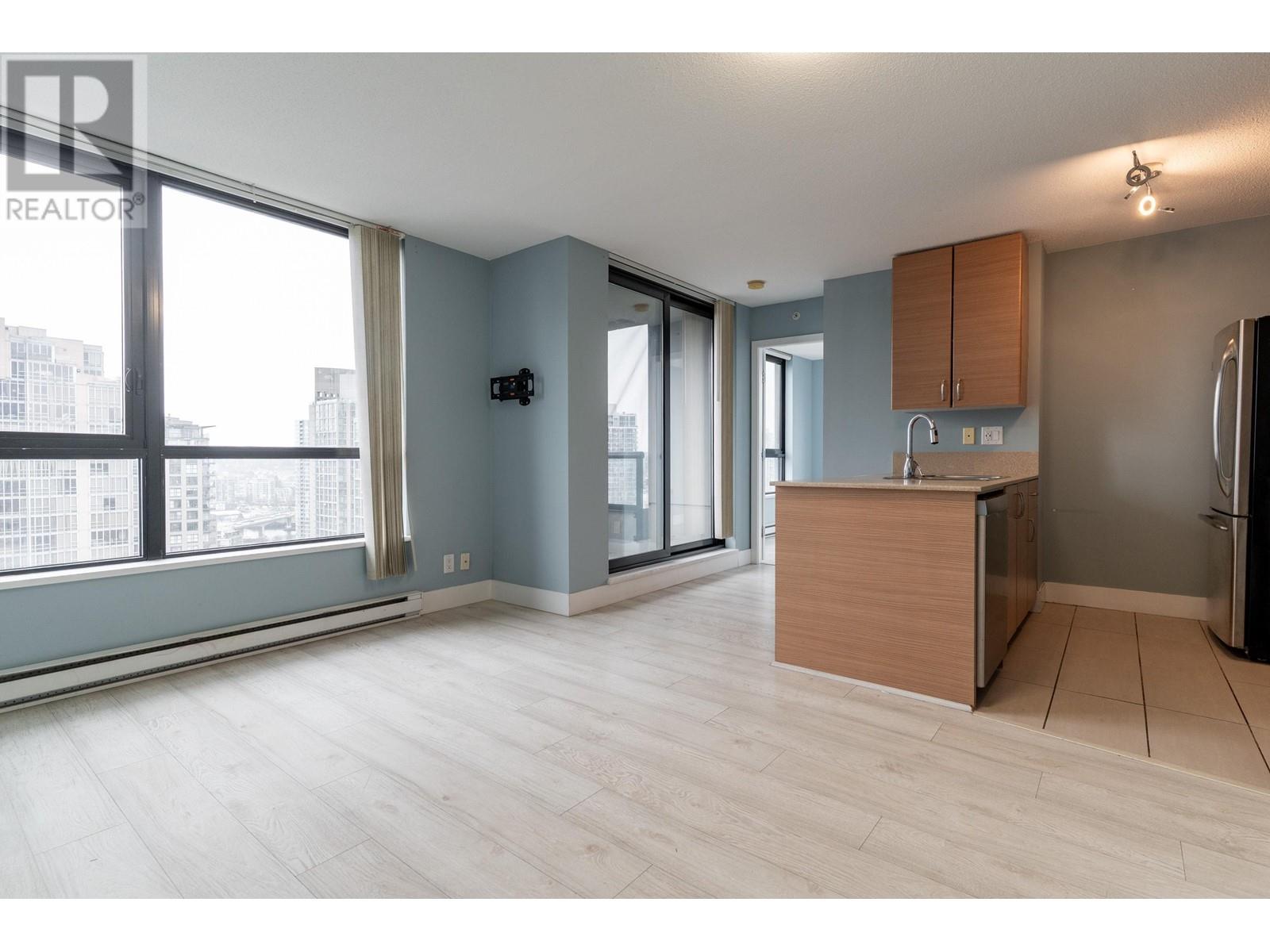 Listing Picture 7 of 25 : 2307 977 MAINLAND STREET, Vancouver / 溫哥華 - 魯藝地產 Yvonne Lu Group - MLS Medallion Club Member