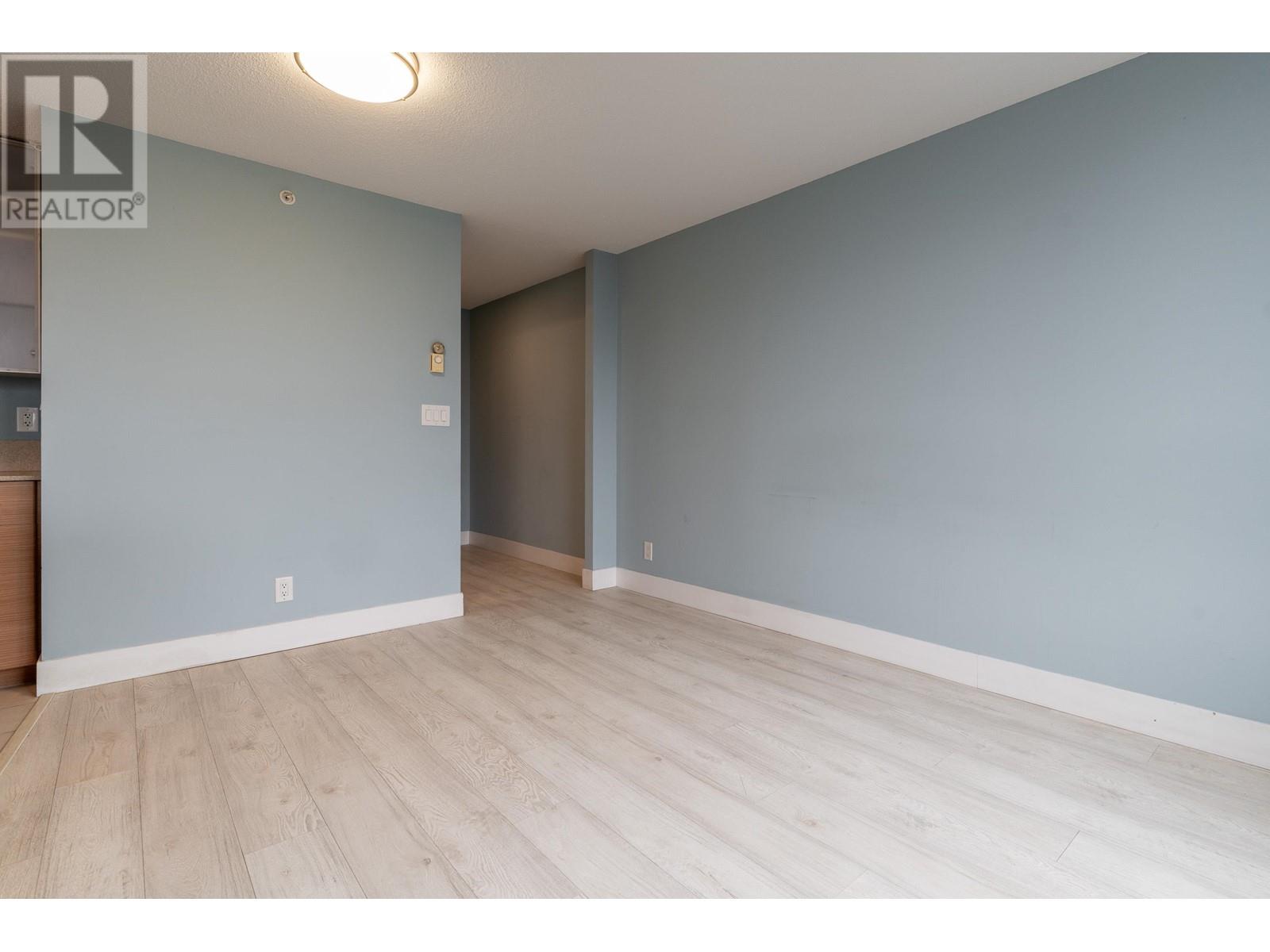 Listing Picture 9 of 25 : 2307 977 MAINLAND STREET, Vancouver / 溫哥華 - 魯藝地產 Yvonne Lu Group - MLS Medallion Club Member