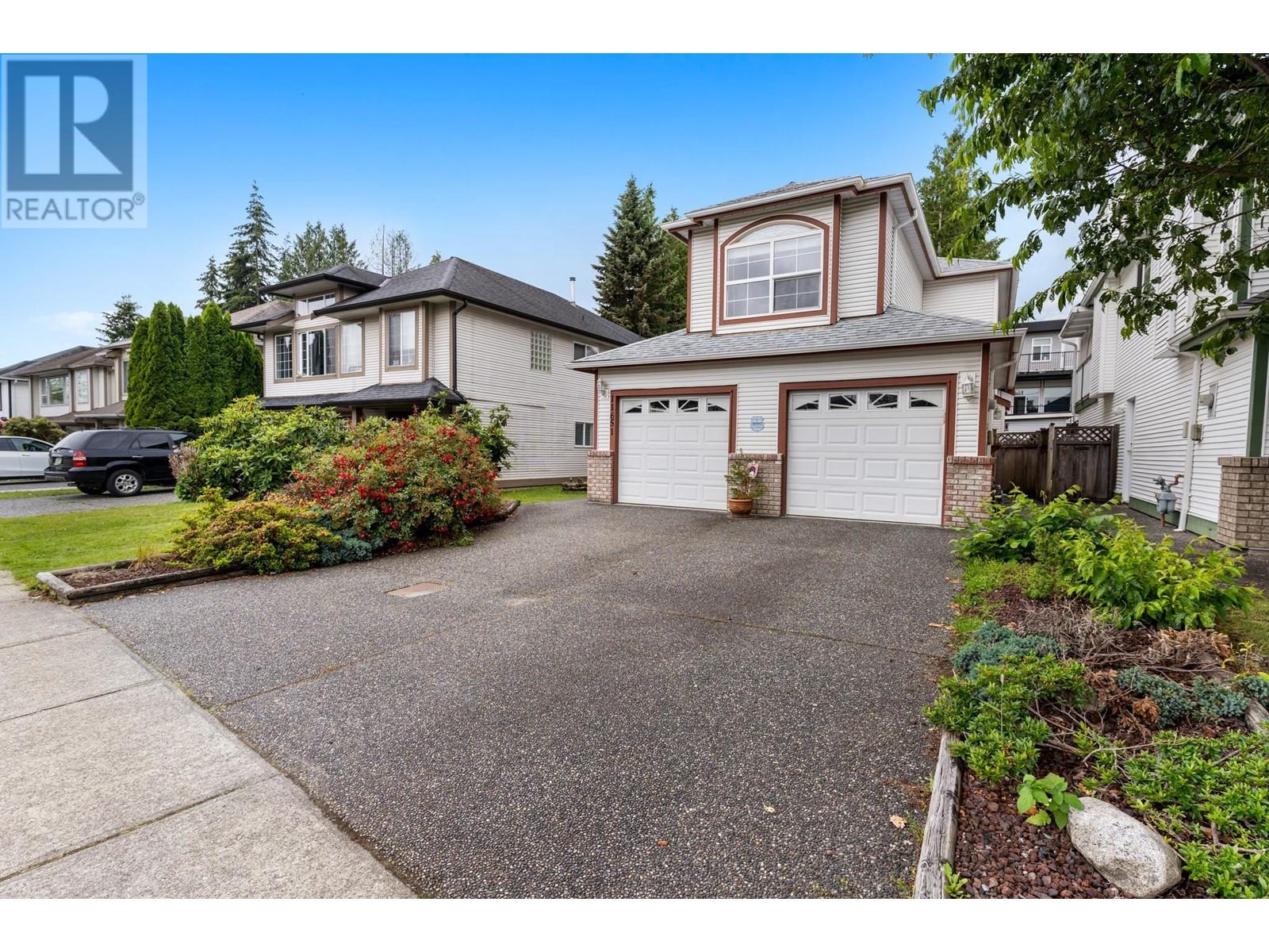 11651 230b Street, Maple Ridge, British Columbia  V2X 1Z4 - Photo 2 - R2976629