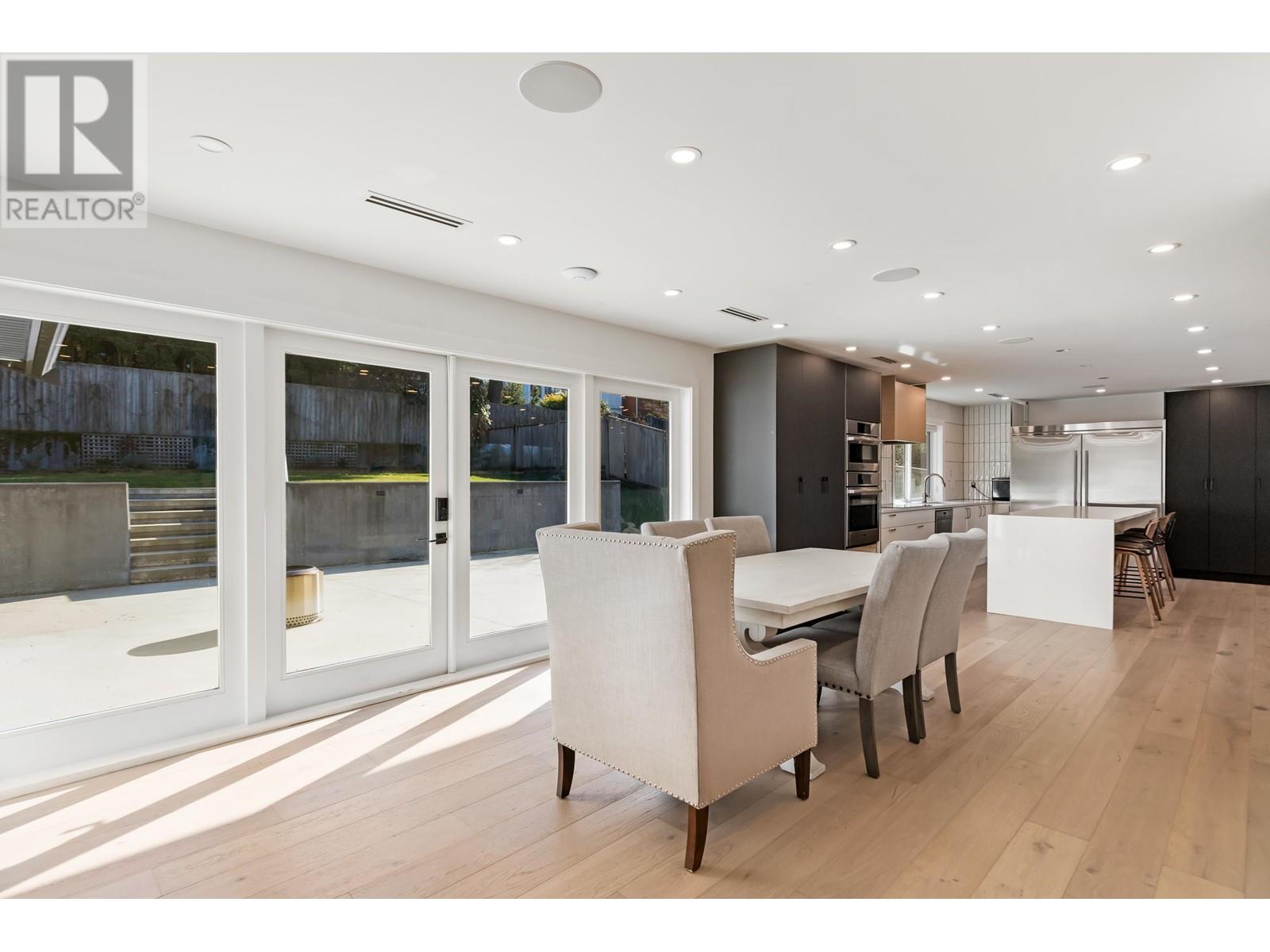 2314 Oneida Drive, Coquitlam, British Columbia  V3J 7A8 - Photo 13 - R2976643