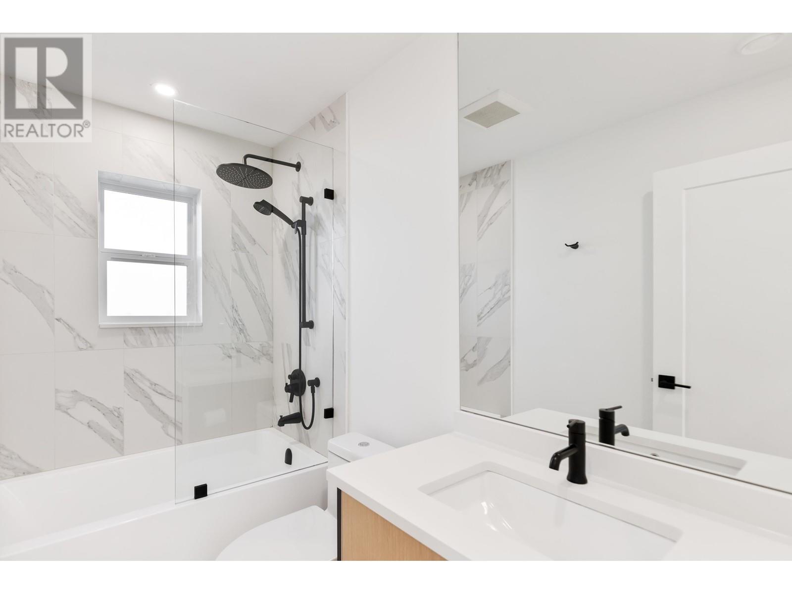 2314 Oneida Drive, Coquitlam, British Columbia  V3J 7A8 - Photo 24 - R2976643