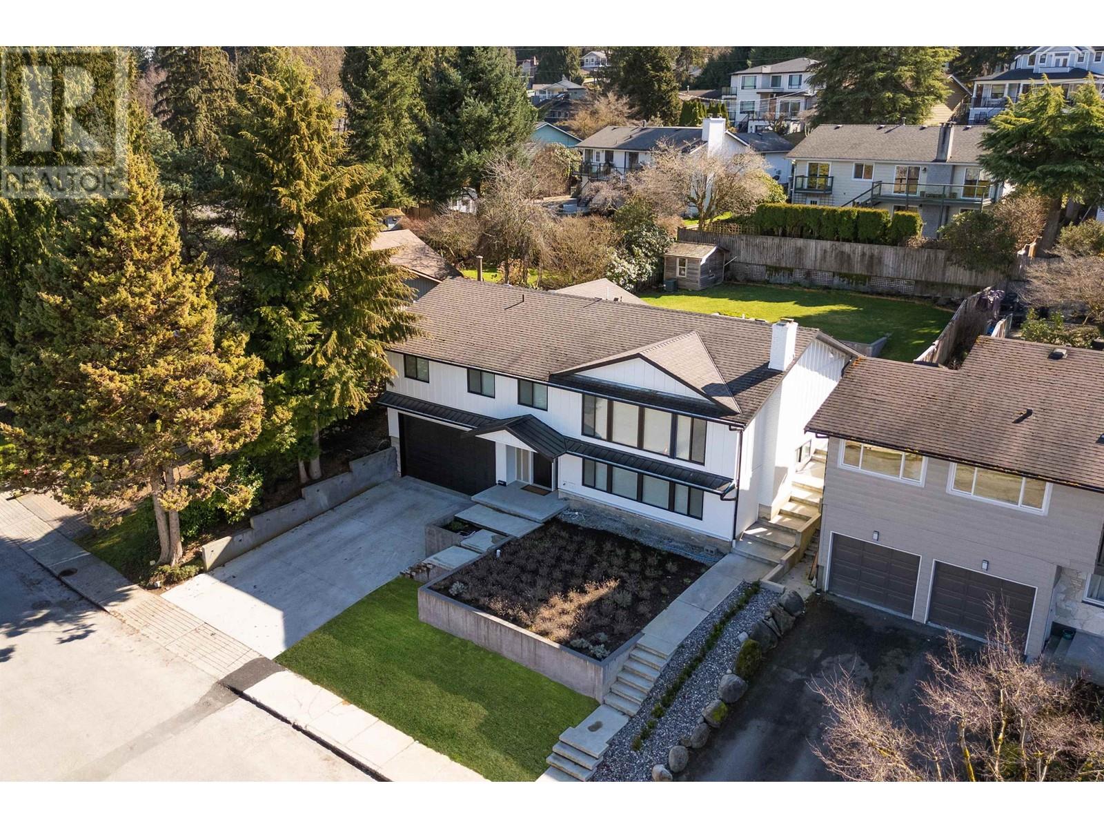 2314 Oneida Drive, Coquitlam, British Columbia  V3J 7A8 - Photo 37 - R2976643