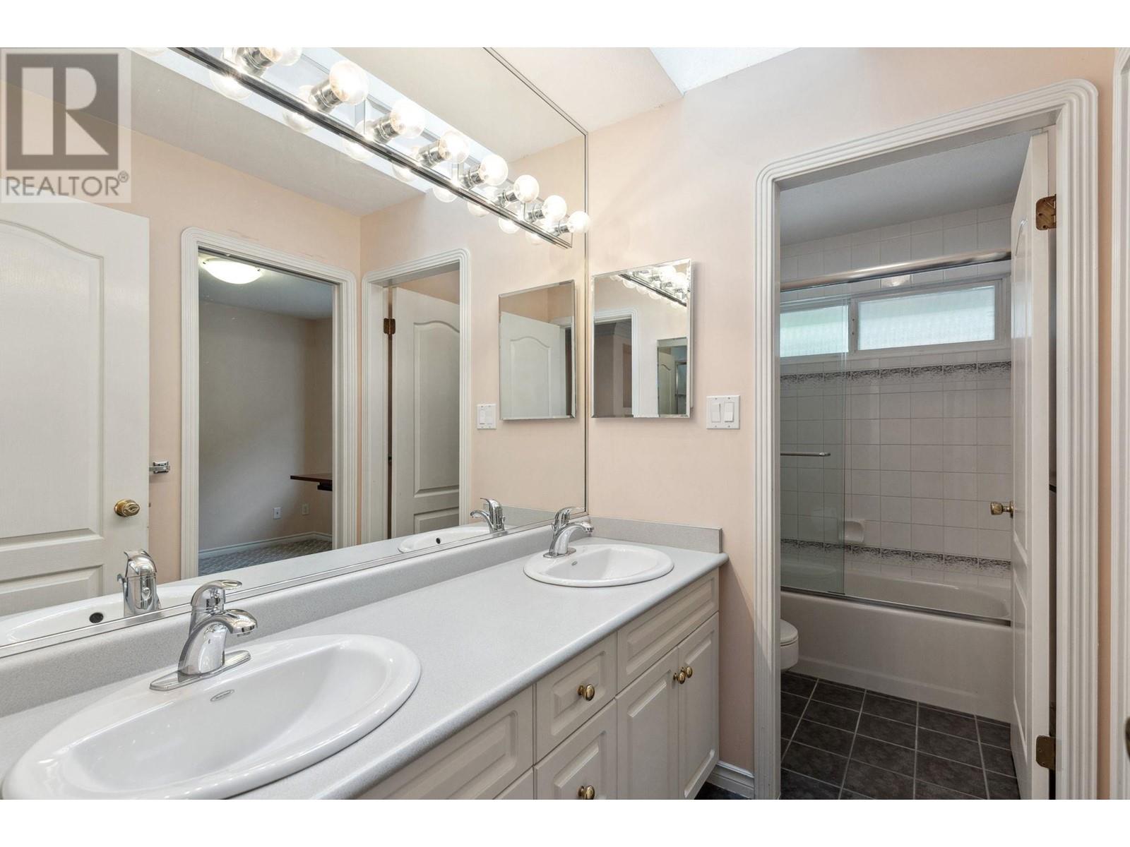 4511 Cameron Court, Richmond, British Columbia  V6V 2T5 - Photo 24 - R2976653