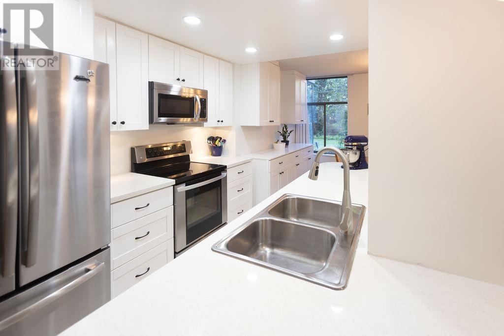 113 4101 Yew Street, Vancouver, British Columbia  V6L 3B7 - Photo 9 - R2976638