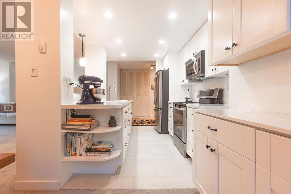 113 4101 Yew Street, Vancouver, British Columbia  V6L 3B7 - Photo 12 - R2976638