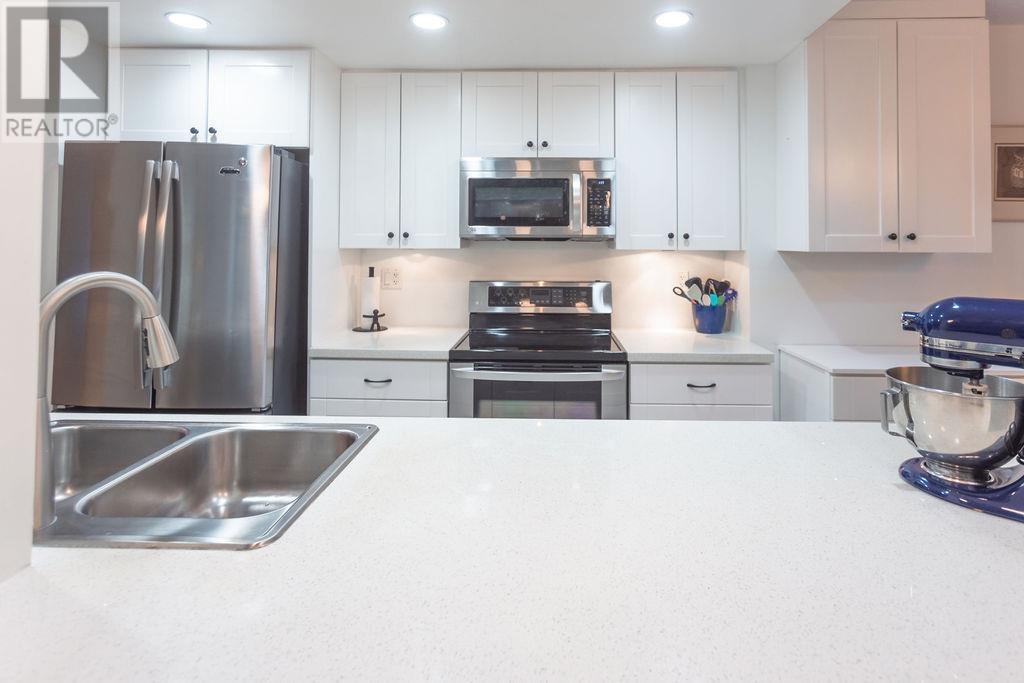 113 4101 Yew Street, Vancouver, British Columbia  V6L 3B7 - Photo 10 - R2976638