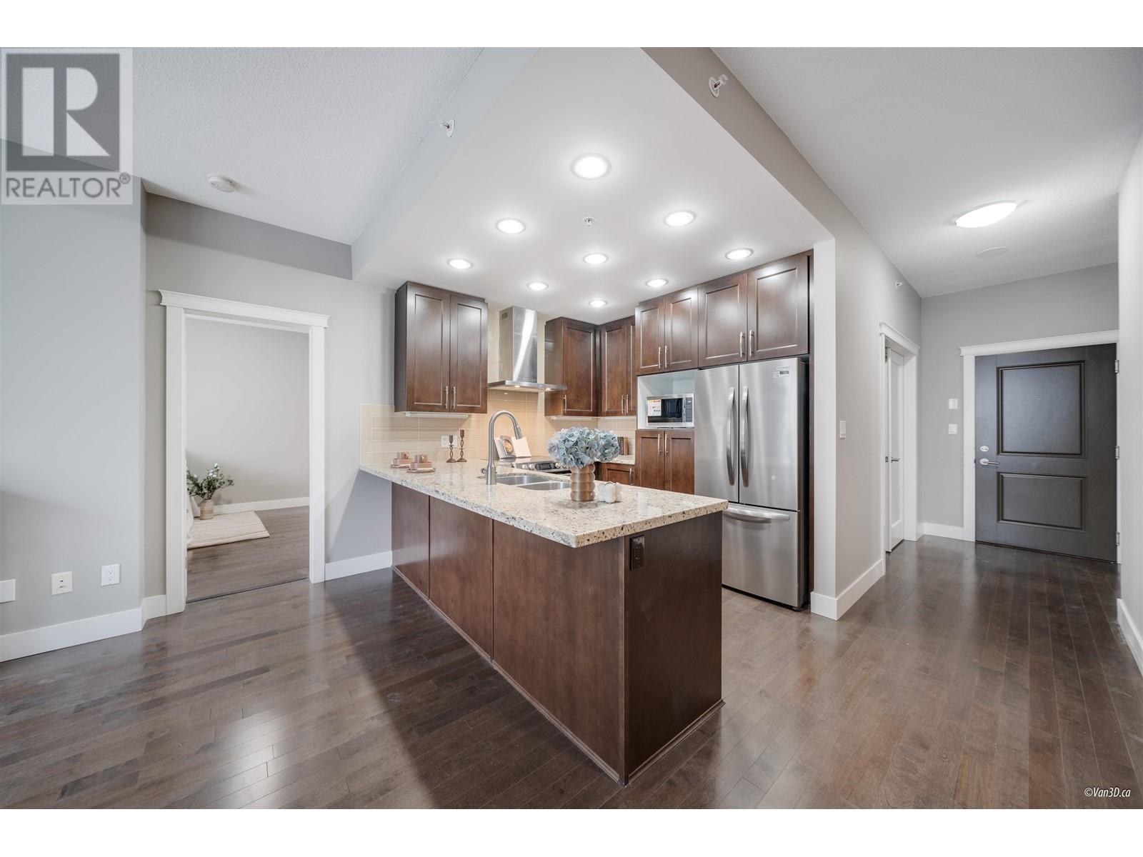 505 1415 Parkway Boulevard, Coquitlam, British Columbia  V3E 0C7 - Photo 3 - R2963623