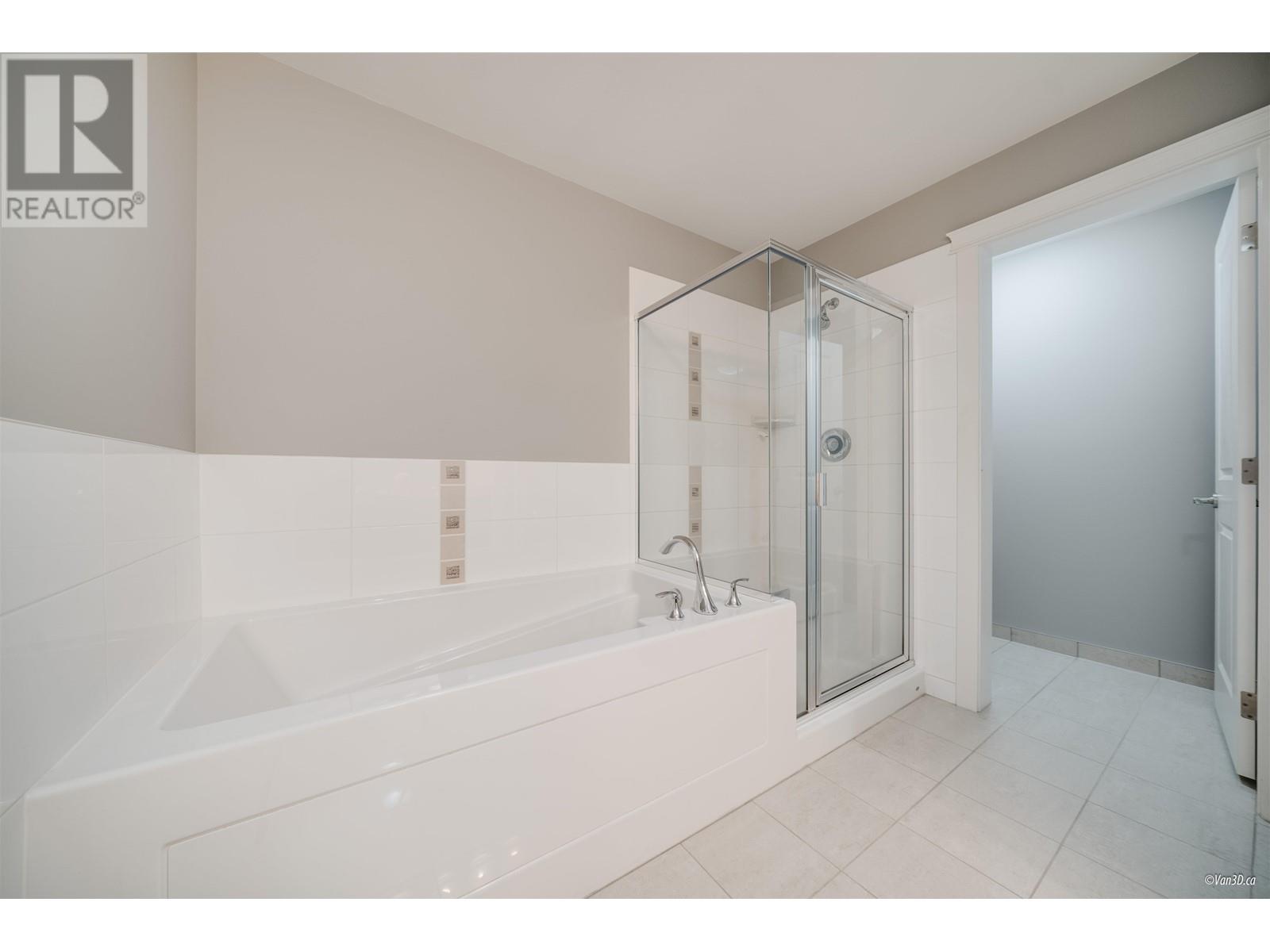 505 1415 Parkway Boulevard, Coquitlam, British Columbia  V3E 0C7 - Photo 9 - R2963623