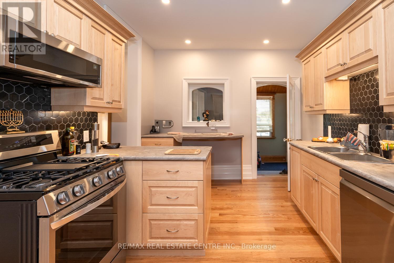 154 Main Street W, Shelburne, Ontario  L0N 1S3 - Photo 14 - X12013635