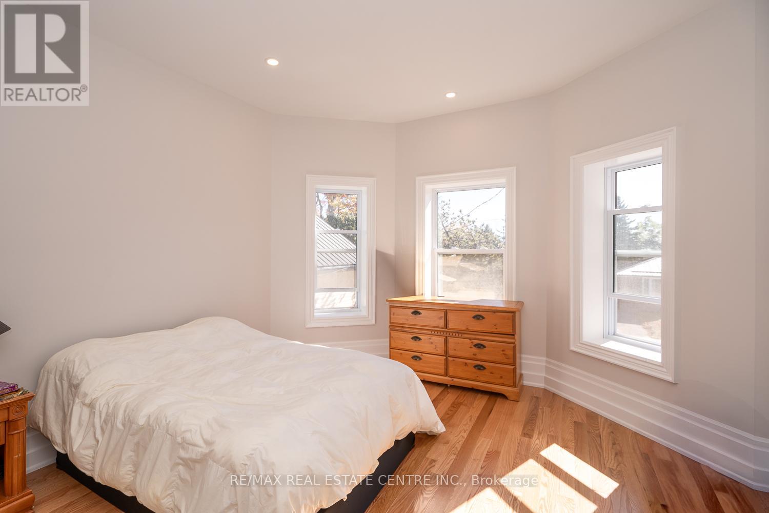 154 Main Street W, Shelburne, Ontario  L0N 1S3 - Photo 22 - X12013635