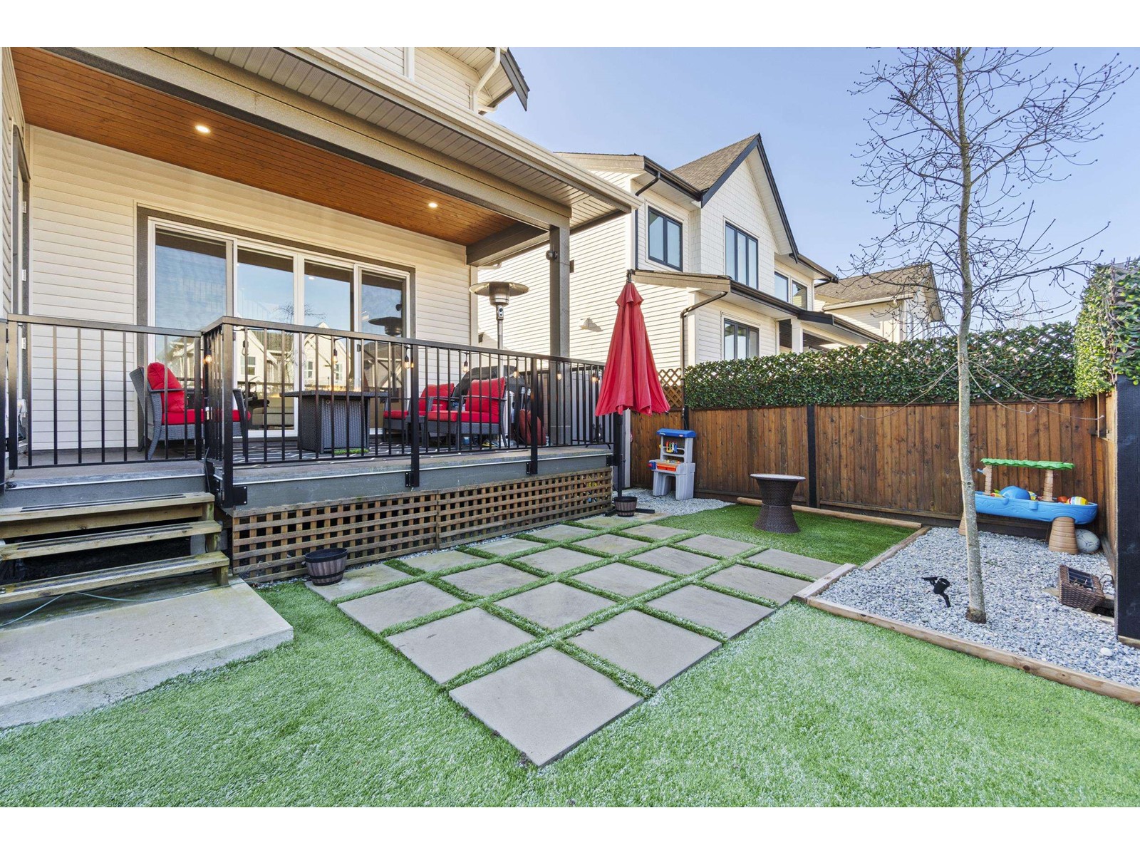 19647 73c Avenue, Langley, British Columbia  V2Y 1S1 - Photo 39 - R2976540