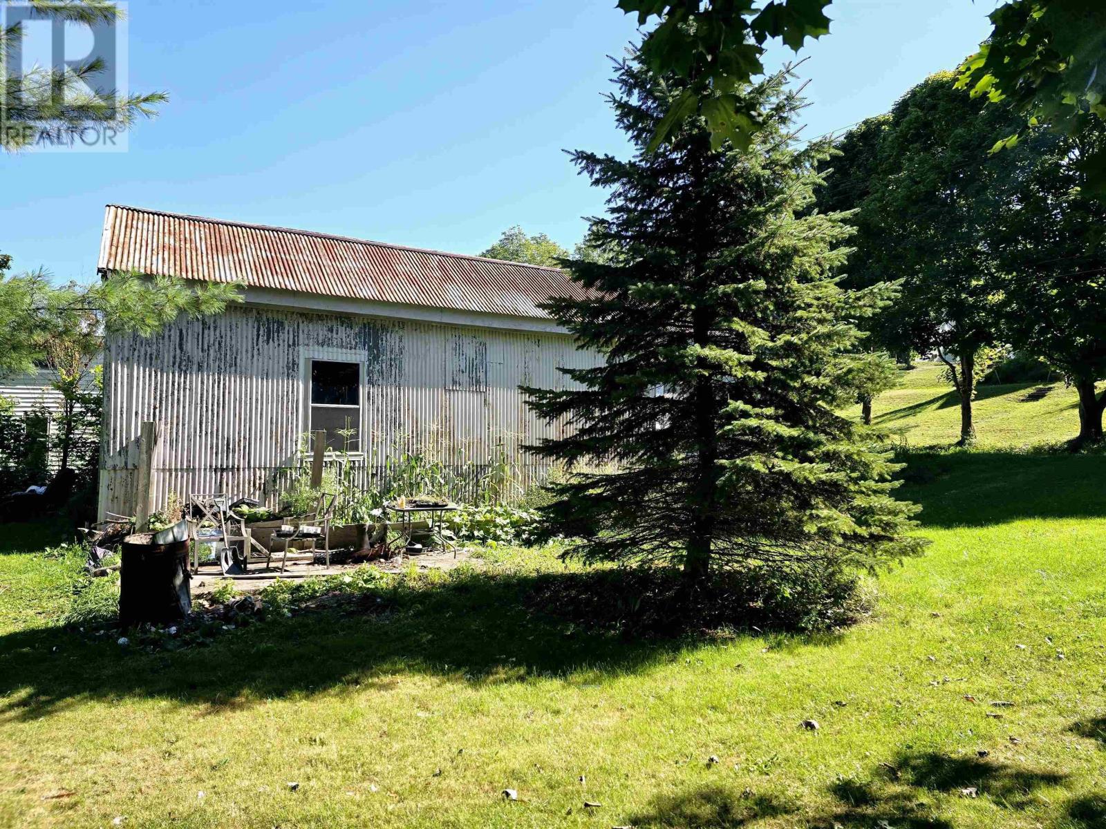 29 Edward Street, Plymouth, Nova Scotia  B0K 1S0 - Photo 32 - 202504623