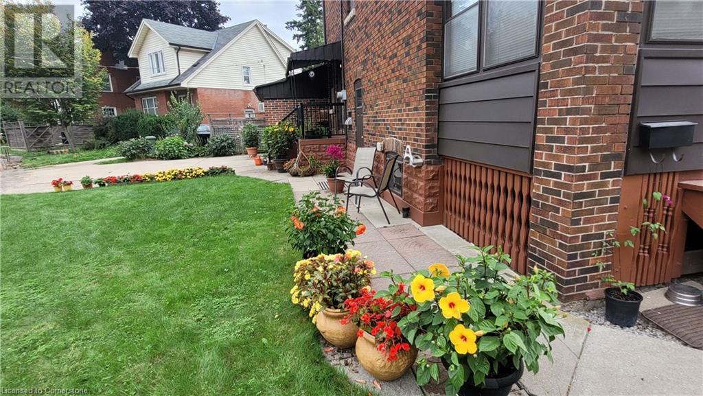 Property at 1 BARCLAY Street image 5