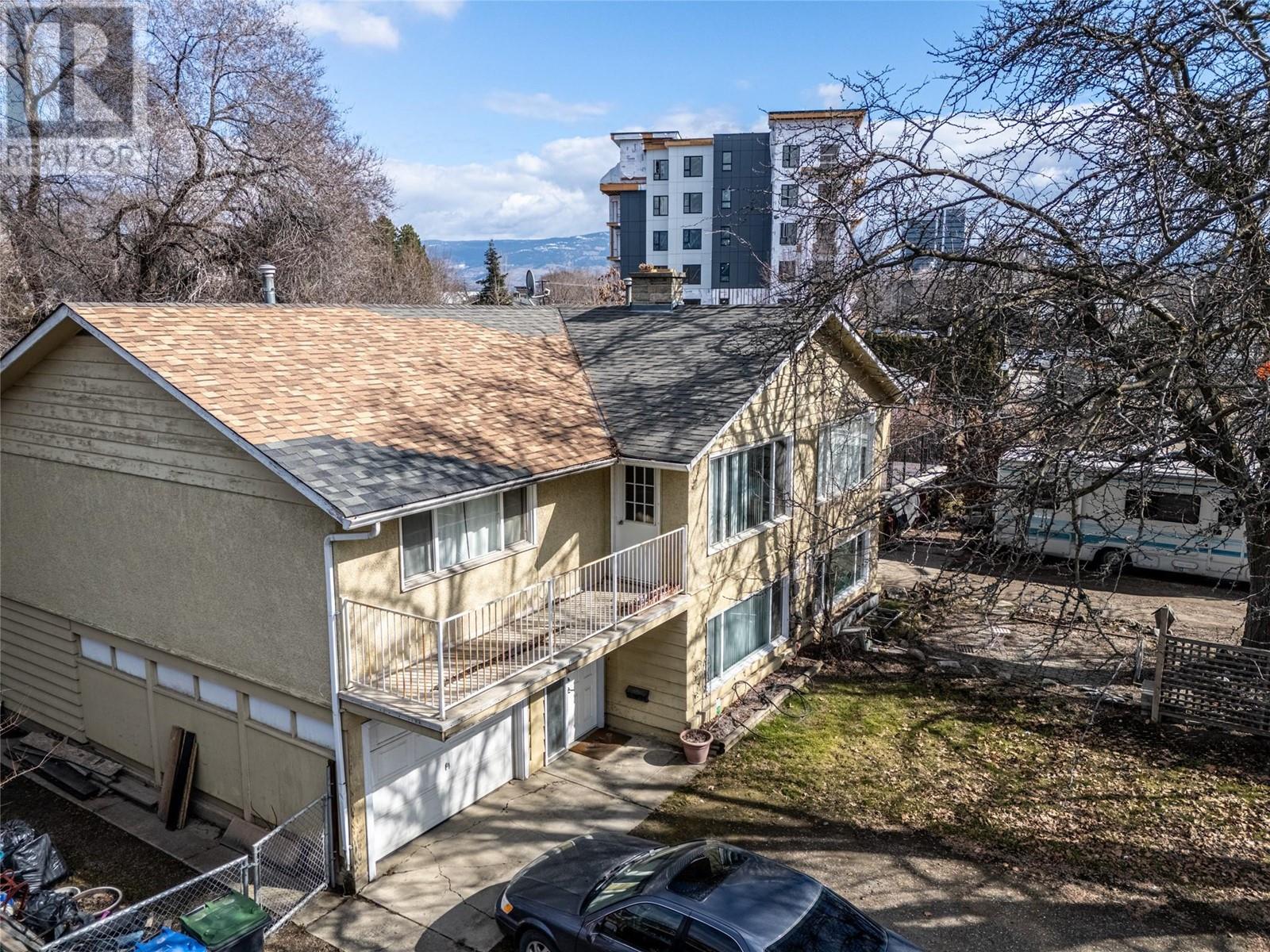 Property at 1316 Pridham Avenue image 5