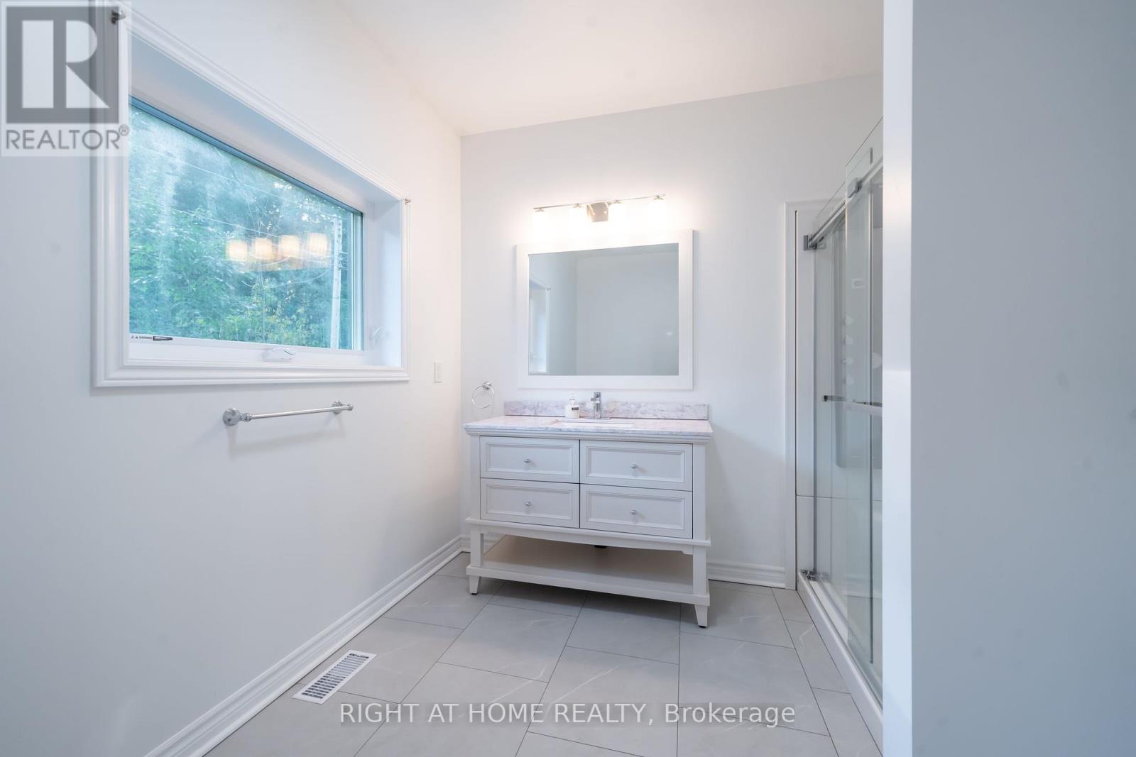 50 Breithaupt Crescent, Tiny, Ontario  L9M 0B2 - Photo 24 - S12013647